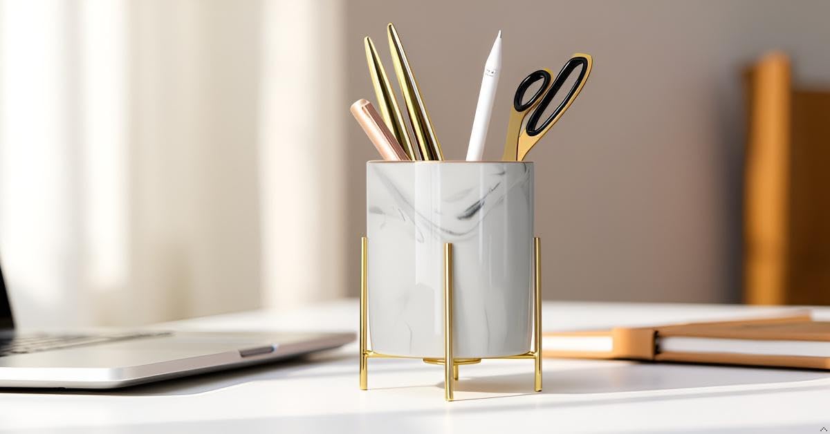 Sturdy Pen Holder Simple and elegant for Desk Matte Pencil Holder Ceramic Cute Desktop Organizer Brush Holder Cup (Black and Gold Plated)