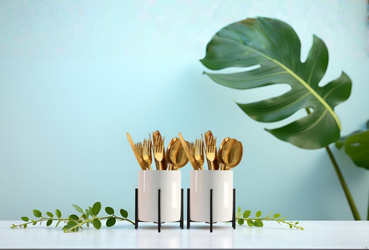 Sturdy Pen Holder Simple and elegant for Desk Matte Pencil Holder Ceramic Cute Desktop Organizer Brush Holder Cup (Black and Gold Plated)