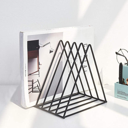 QPEY Triangle File Holder,5 Slot Metal Vinyl Record Stand Holder Magazine Newspaper Holder Photography Props for Office Home 1 Pc (Gold)