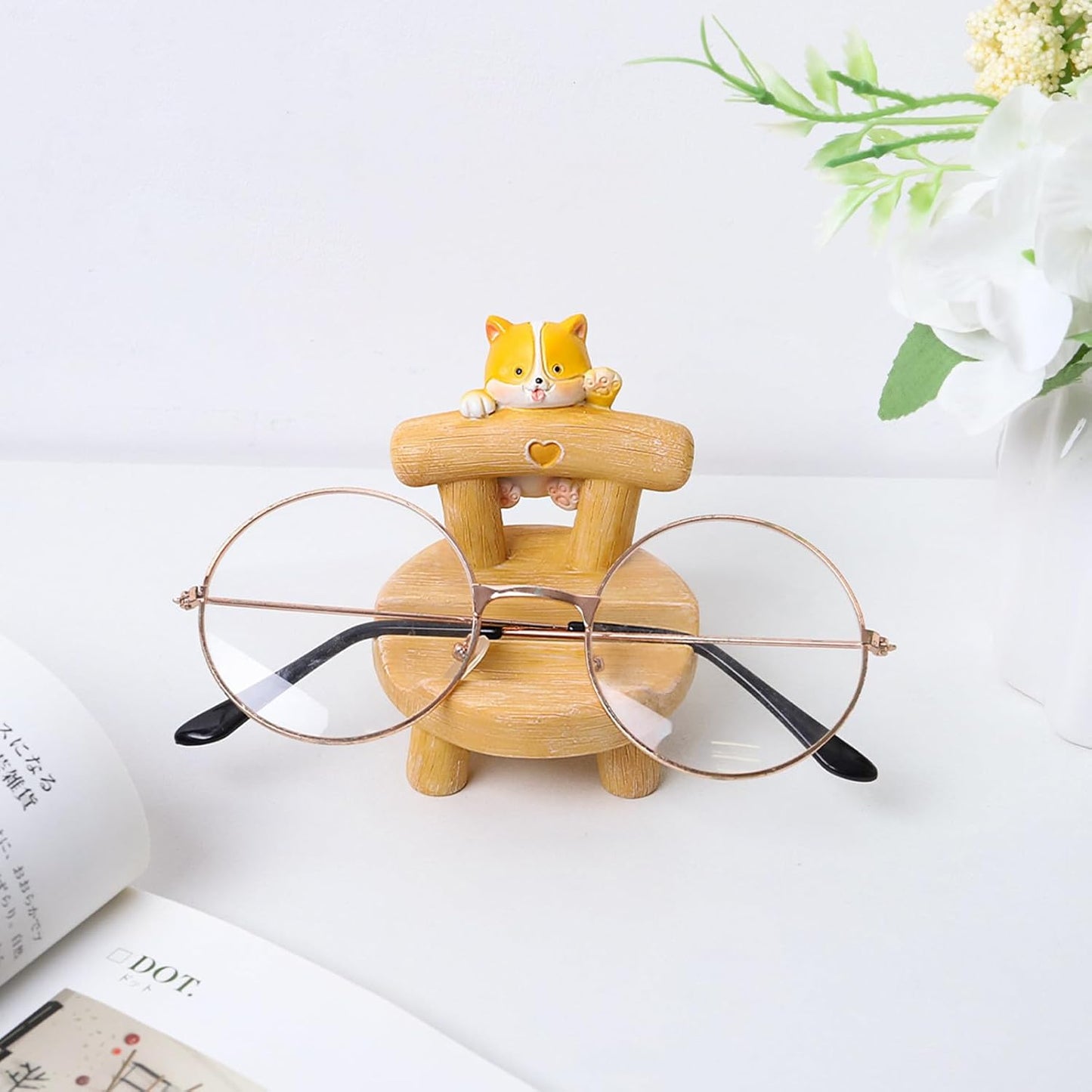 1PCS Cute Resin Phone Stand – Mini Desktop Holder for All Smartphones, Adorable Home Office Desk Decor Accessory (White cat)