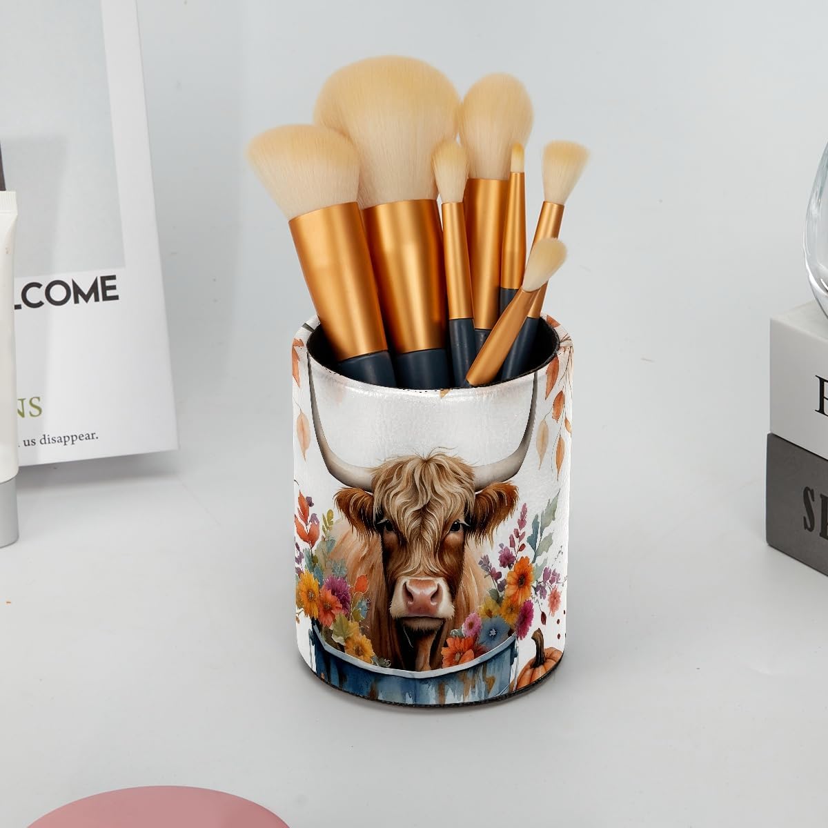 Leather Pen Holder for Desk, Love Cherry Pencil Organizer Pencil Cup Desk Decor Makeup Brush Holder Multifunctional Office Supplies for Home,Office, School