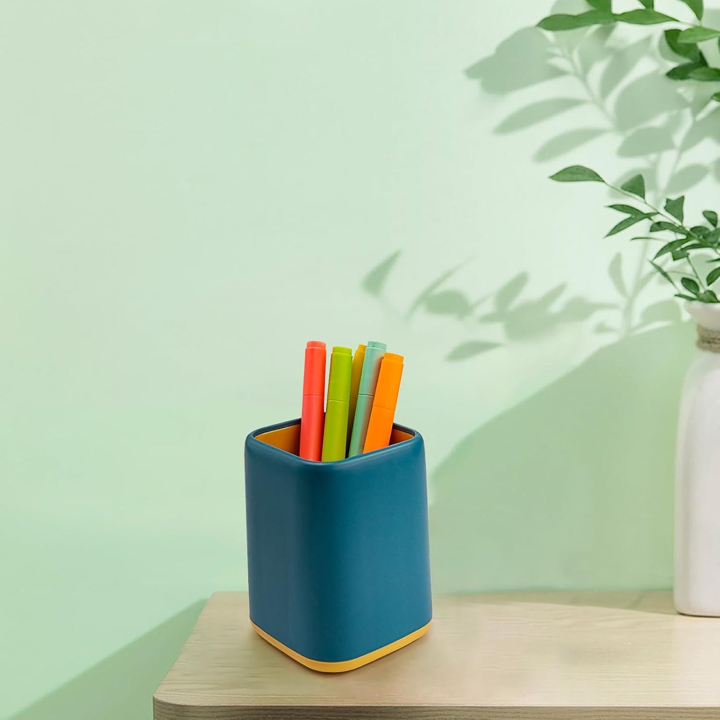 ZUFECY Pencil Holder, Pen Cup Makeup Brush Holder, Desktop Organizer Storage Case Scandinavian Design Stationery for School Home Office Supplies (Green)
