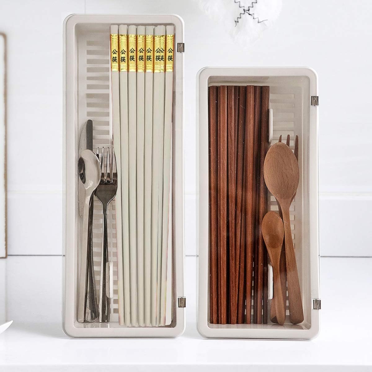 Transparent Flatware Tray Kitchen Drawer Organizer With Lid - Plastic Kitchen Cutlery Tray and Utensil Silverware Storage Container with Cover - Dinnerware Holder for Spoons Forks Knives