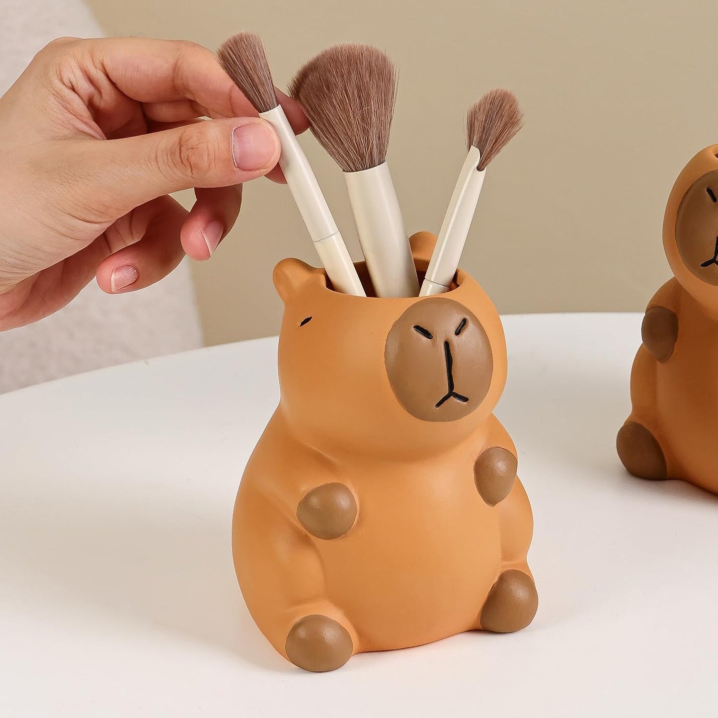 Pen Holder for Desk, Ceramic Capybara Cute Pencil Holder, Makeup Brush Holder, Desktop Organizer Storage Pen Cup for Office Home Decor