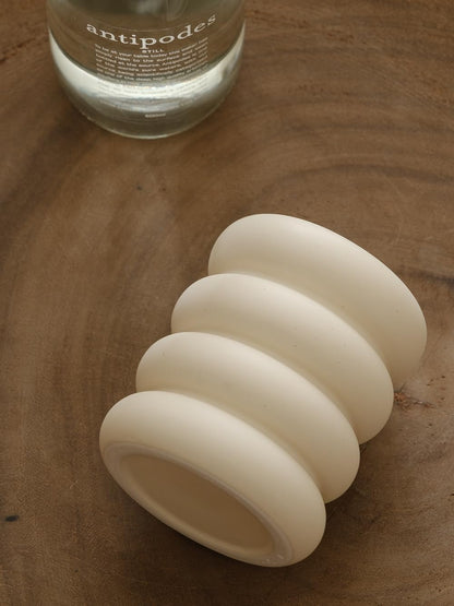 WENSHUO Chubby Pen Holder, Makeup Brush Organizer, Modern and Minimalistic, Ceramic Desk Accessories (Nacre White)