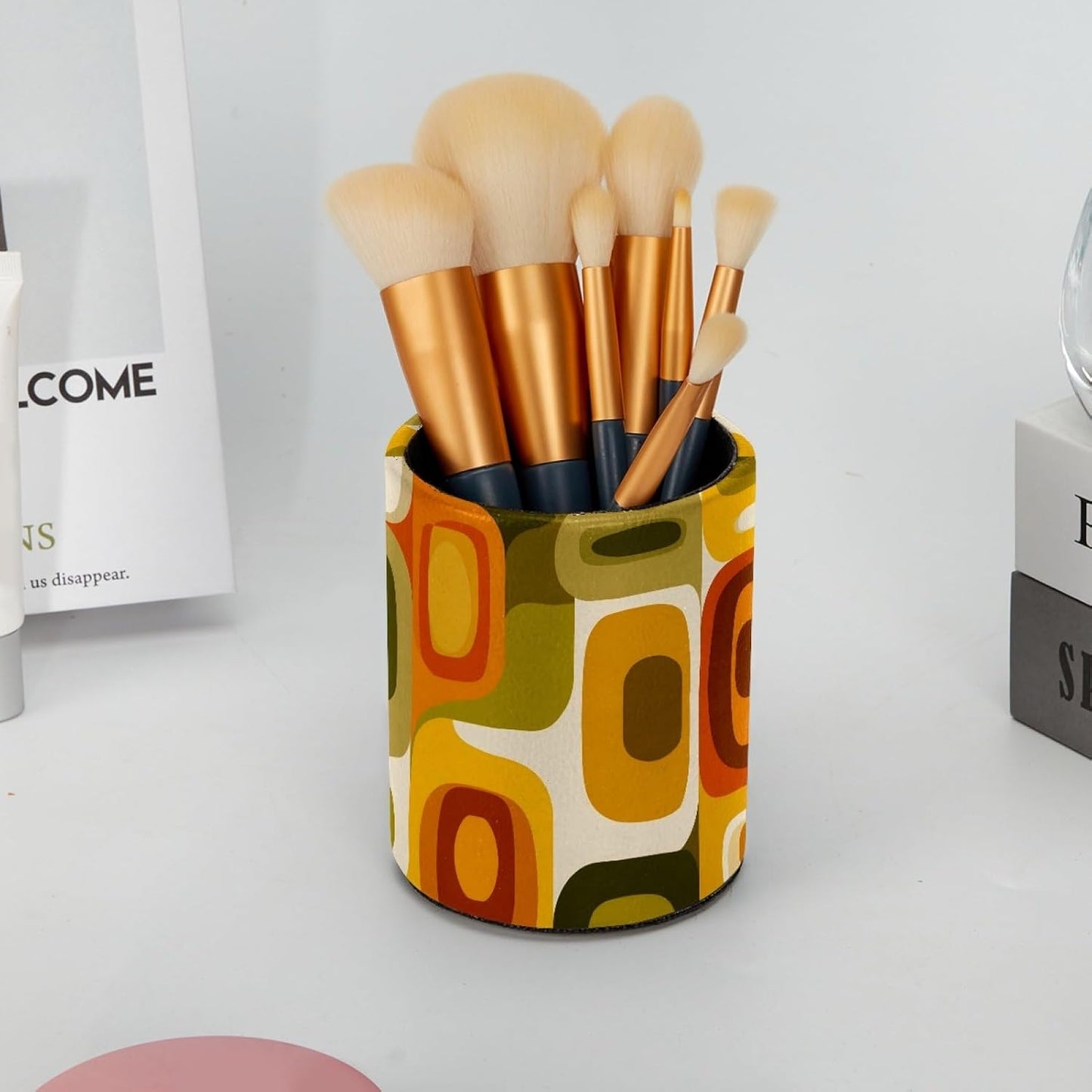 Leather Pen Holder for Desk, Love Cherry Pencil Organizer Pencil Cup Desk Decor Makeup Brush Holder Multifunctional Office Supplies for Home,Office, School