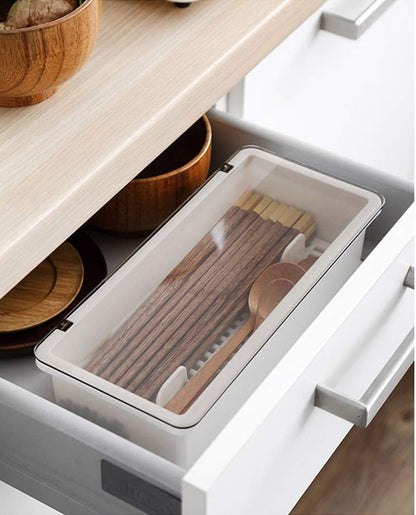 Transparent Flatware Tray Kitchen Drawer Organizer With Lid - Plastic Kitchen Cutlery Tray and Utensil Silverware Storage Container with Cover - Dinnerware Holder for Spoons Forks Knives