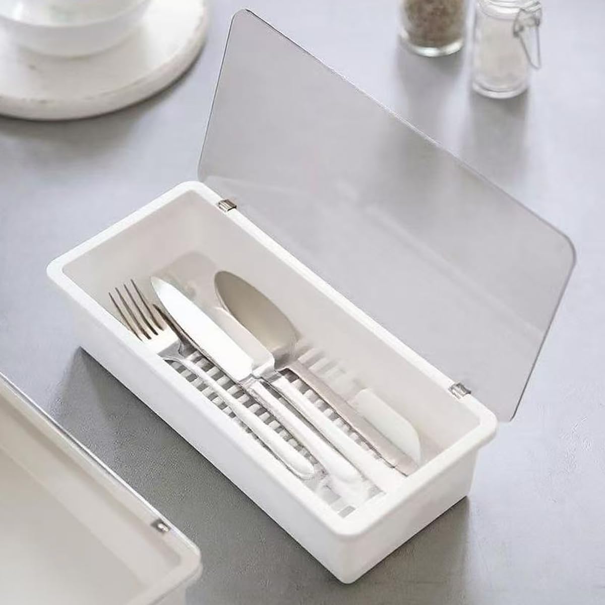 Transparent Flatware Tray Kitchen Drawer Organizer With Lid - Plastic Kitchen Cutlery Tray and Utensil Silverware Storage Container with Cover - Dinnerware Holder for Spoons Forks Knives