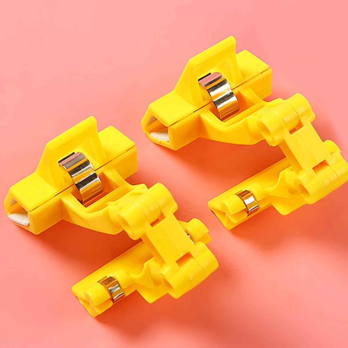3pcs Sign Clips Clip Holder Sign Holder Clip Paper Holder for Table Top Clip On Sign for Paper Holder Computer Monitor Handy Artist Supplies Holder(Black)