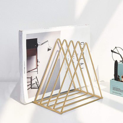 QPEY Triangle File Holder,5 Slot Metal Vinyl Record Stand Holder Magazine Newspaper Holder Photography Props for Office Home 1 Pc (Gold)