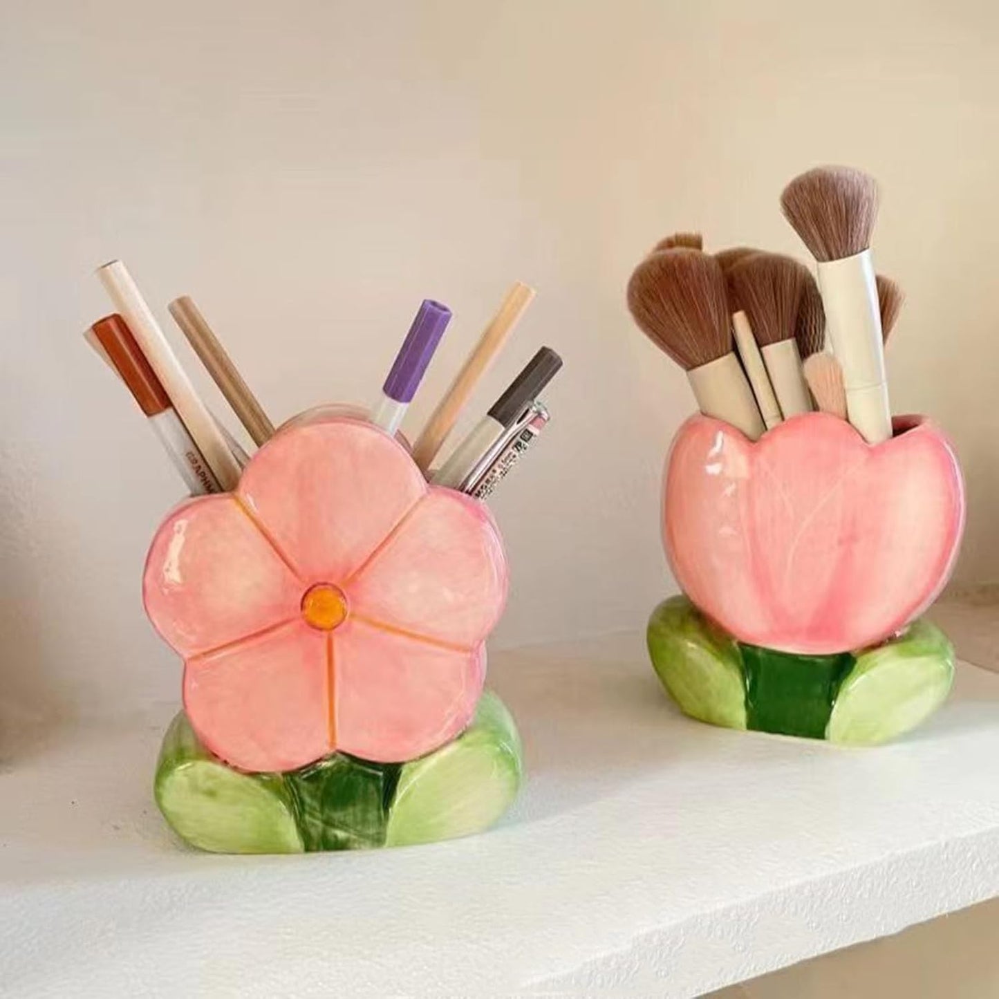 1 PC Flower Makeup Storage Box Ceramic Blossom Five Petals Pen Holder Pen Holder Desktop Storage Box (Blue)