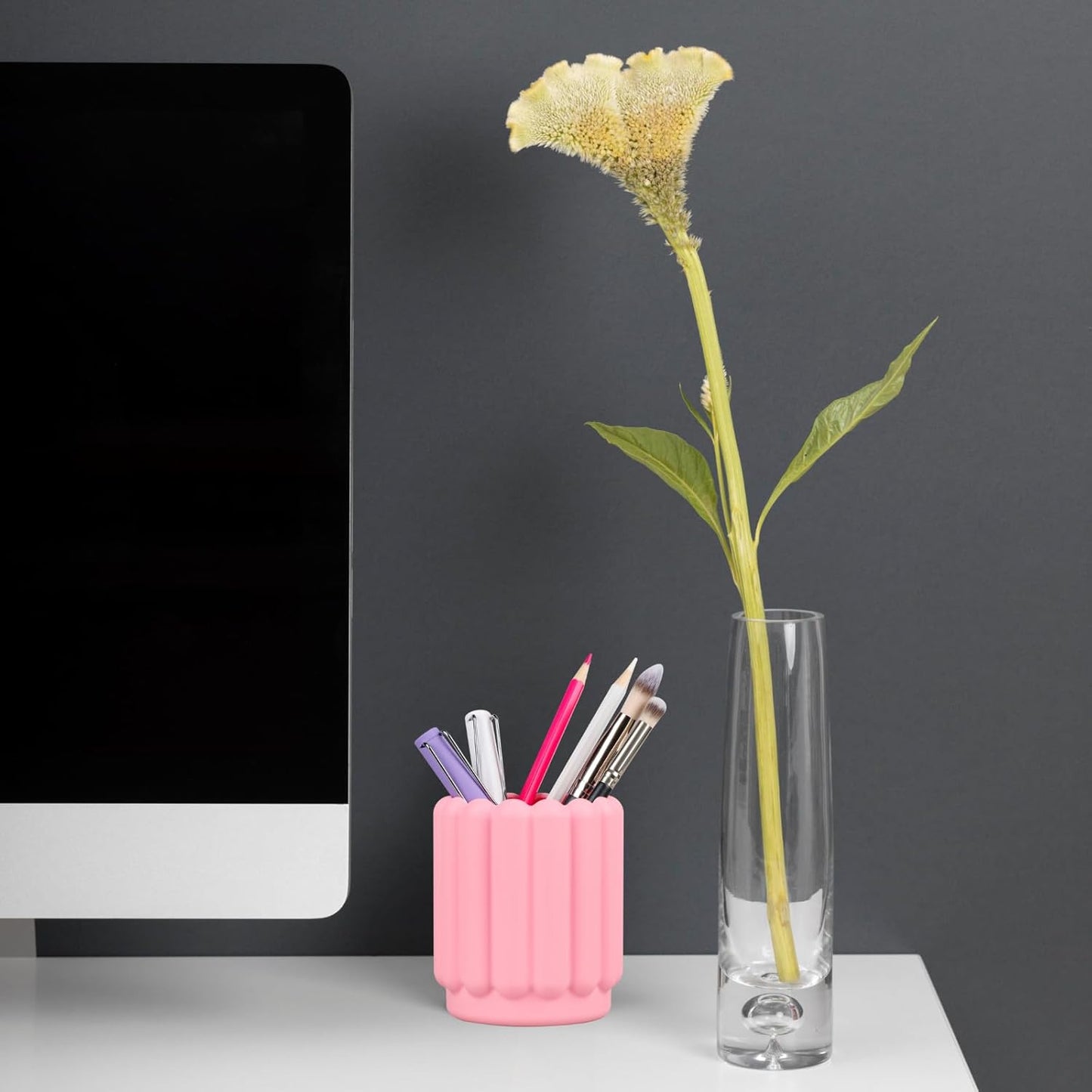 Silicone Pen Holder, Pencil Holder Cute Pens Cup for Desk for Kids Office Decor Desk Accessories Pen Pot Desk Organizer (White)