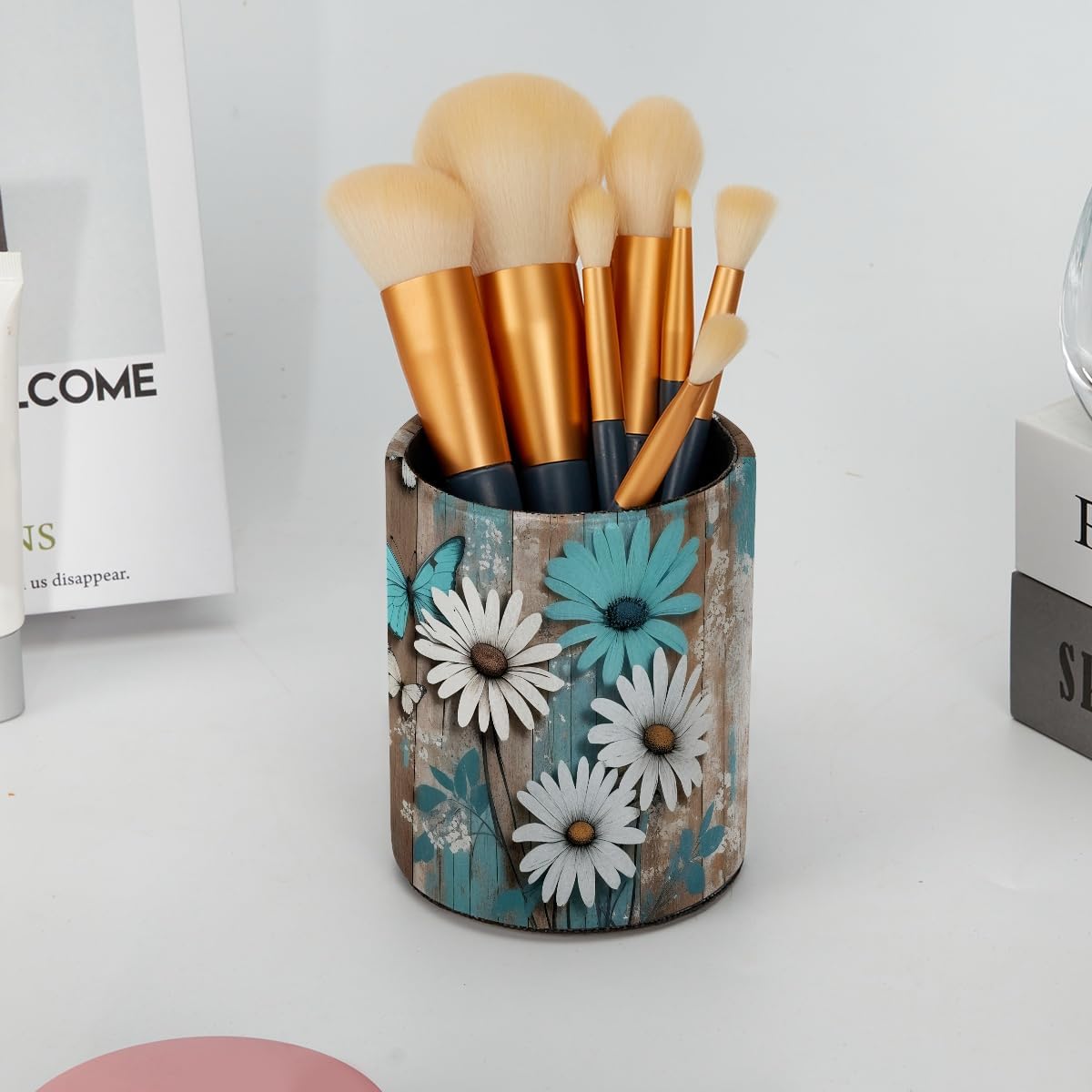 Leather Pen Holder for Desk, Love Cherry Pencil Organizer Pencil Cup Desk Decor Makeup Brush Holder Multifunctional Office Supplies for Home,Office, School