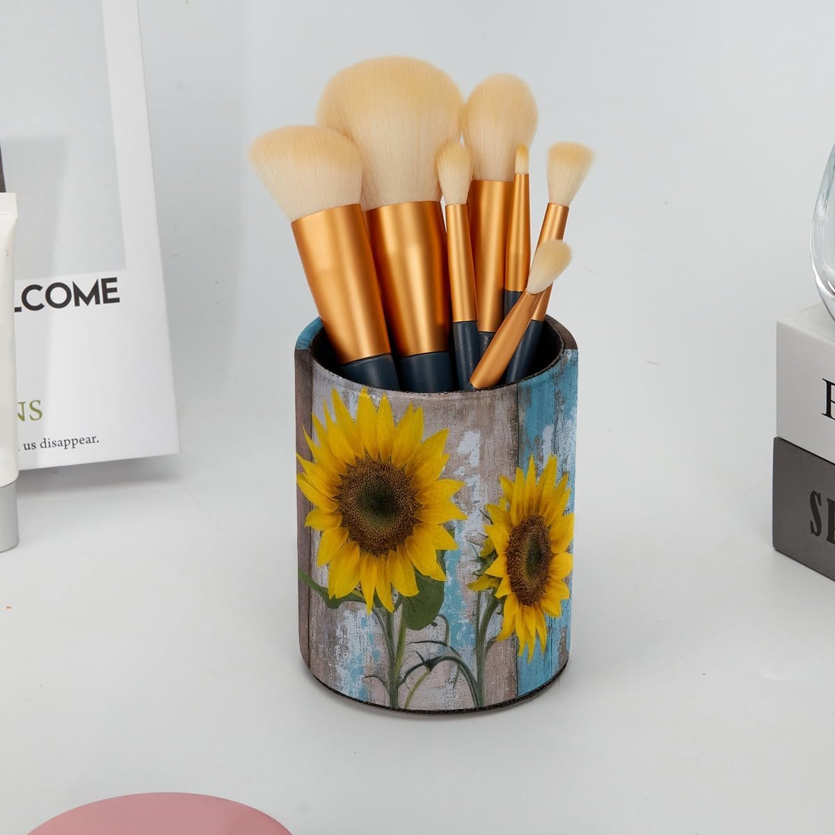 Leather Pen Holder for Desk, Love Cherry Pencil Organizer Pencil Cup Desk Decor Makeup Brush Holder Multifunctional Office Supplies for Home,Office, School