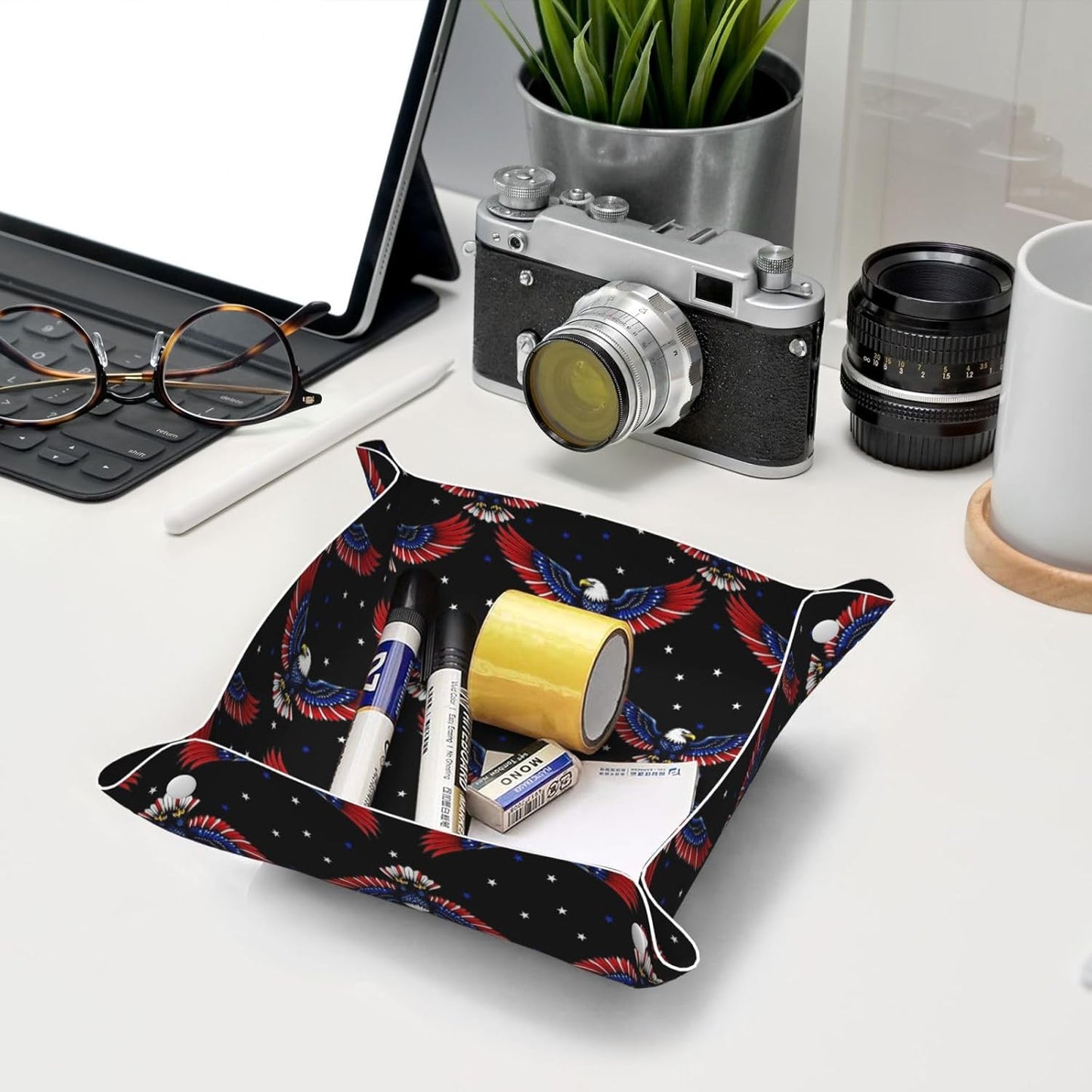 Leather Valet Tray Portable Desk Organizers for Keys Wallet Watch (Pink Rose Cactus Flamingo)