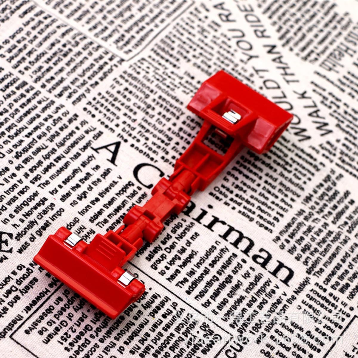 3pcs Sign Clips Clip Holder Sign Holder Clip Paper Holder for Table Top Clip On Sign for Paper Holder Computer Monitor Handy Artist Supplies Holder(Black)