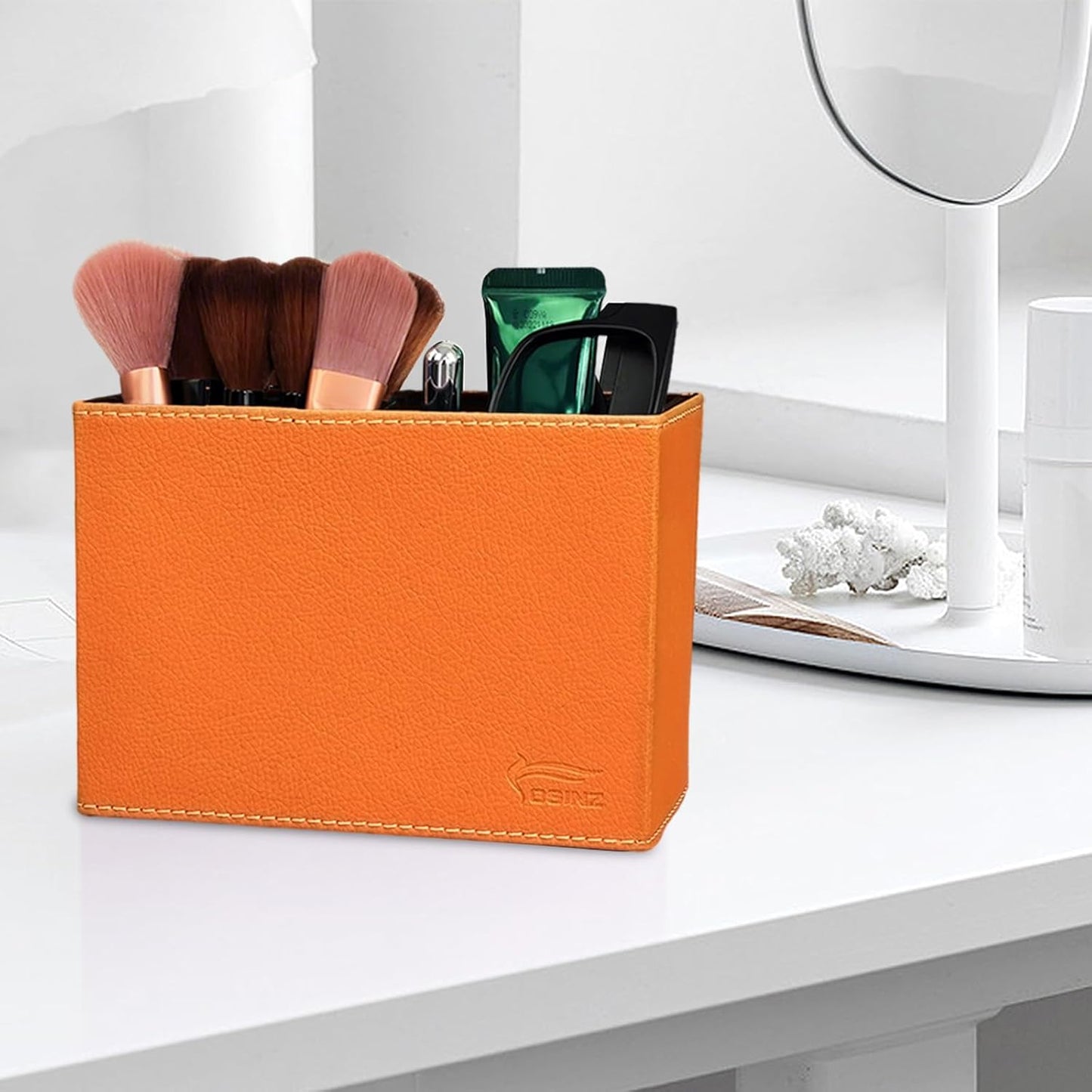 Leather Pen Holder, Brown Pencil Holder, Desktop Elegant Pen Holder for Desk, Stationery Organizer for School Office Home Dorm (3.3" x 3.3" x 4", Brown)