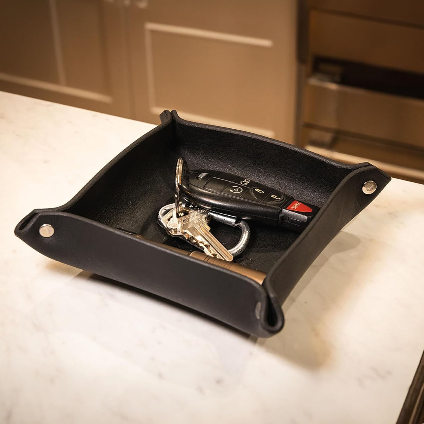 Valet Tray – Full-Grain Leather Catchall Organizer for Keys, Phone & Wallet – Rustic Nightstand & Desk Tray with Raised Sides – Handmade in USA (Vintage Brown, Small Rectangle)