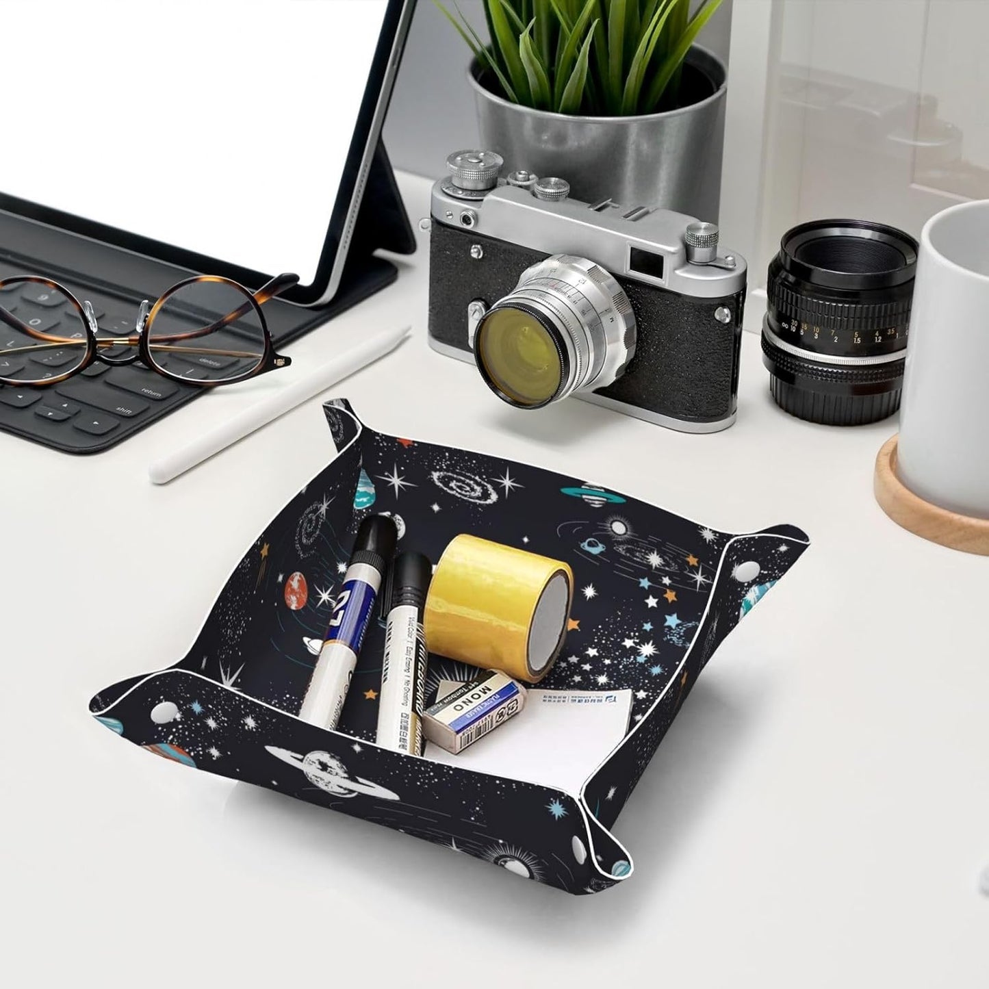 Retro Video Game Pattern Leather Vanity Tray Desktop Storage Organizer, Decorative Catchall Perfume Tray, Bathroom Valet Tray,Nightstand Caddy Holder for Keys Phone Wallet Coin Jewelry, S