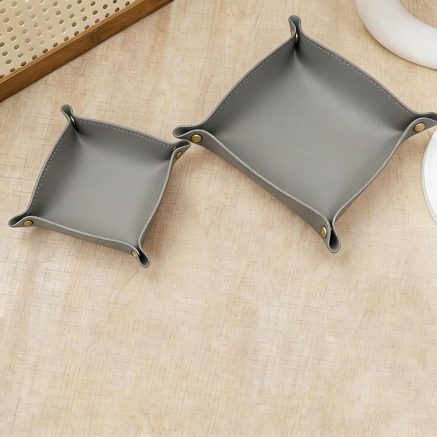 2 Size PU Leather Valet Trays,Square Desk Organizer Catchall Tray Set,Folding Travel Organizer,Jewelry Key Cosmetic Storage Tray for Entryway Dresser Desktop(Yellow)
