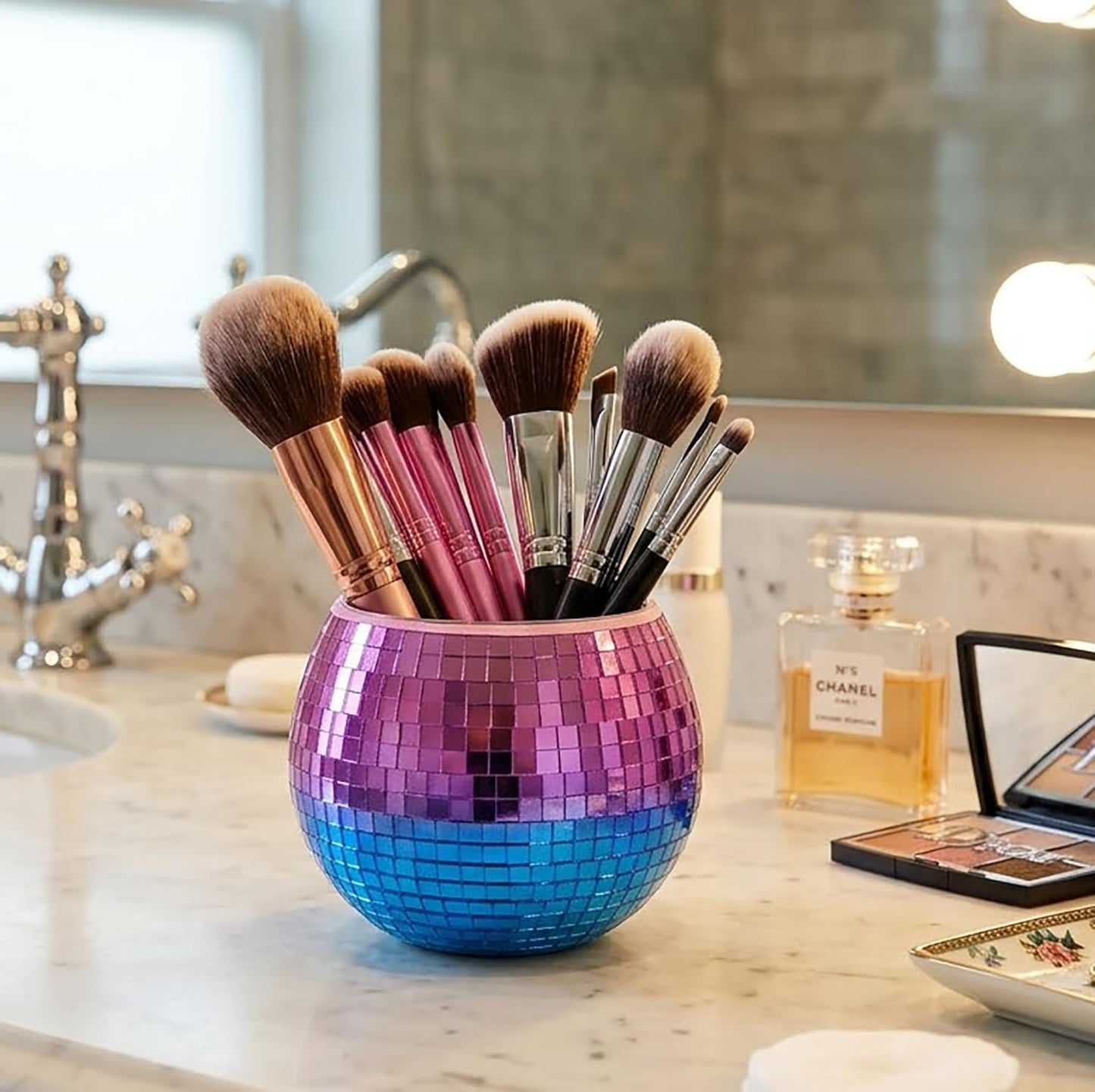 2 Pack Glass Disco Ball Makeup Brush with Smooth Grouting - Premium Mirror Mosaic Pencil Cup for Desk, Cute Pen Holder, Aesthetic Room Decor Gift (Iridiscente)