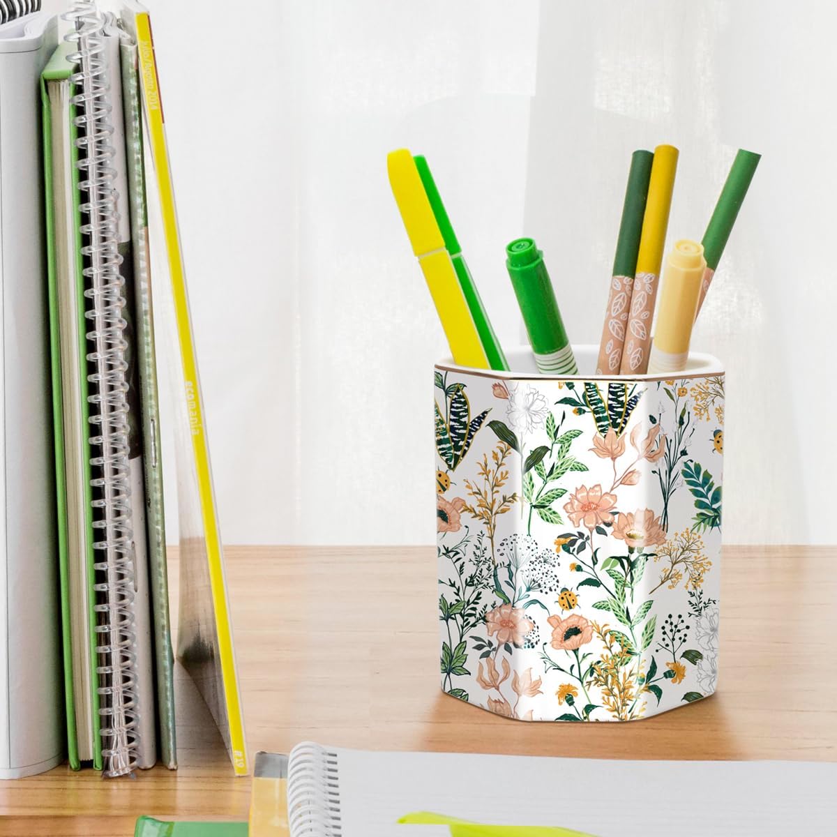 WAVEYU Ceramic Pen Holder for Desk Cute, Pencil Cup Pot Desk Organizer, Makeup Brush Holder for Women, Men, Kids, Desk Marble Decor for Office, Classroom, Home, Gray Golden