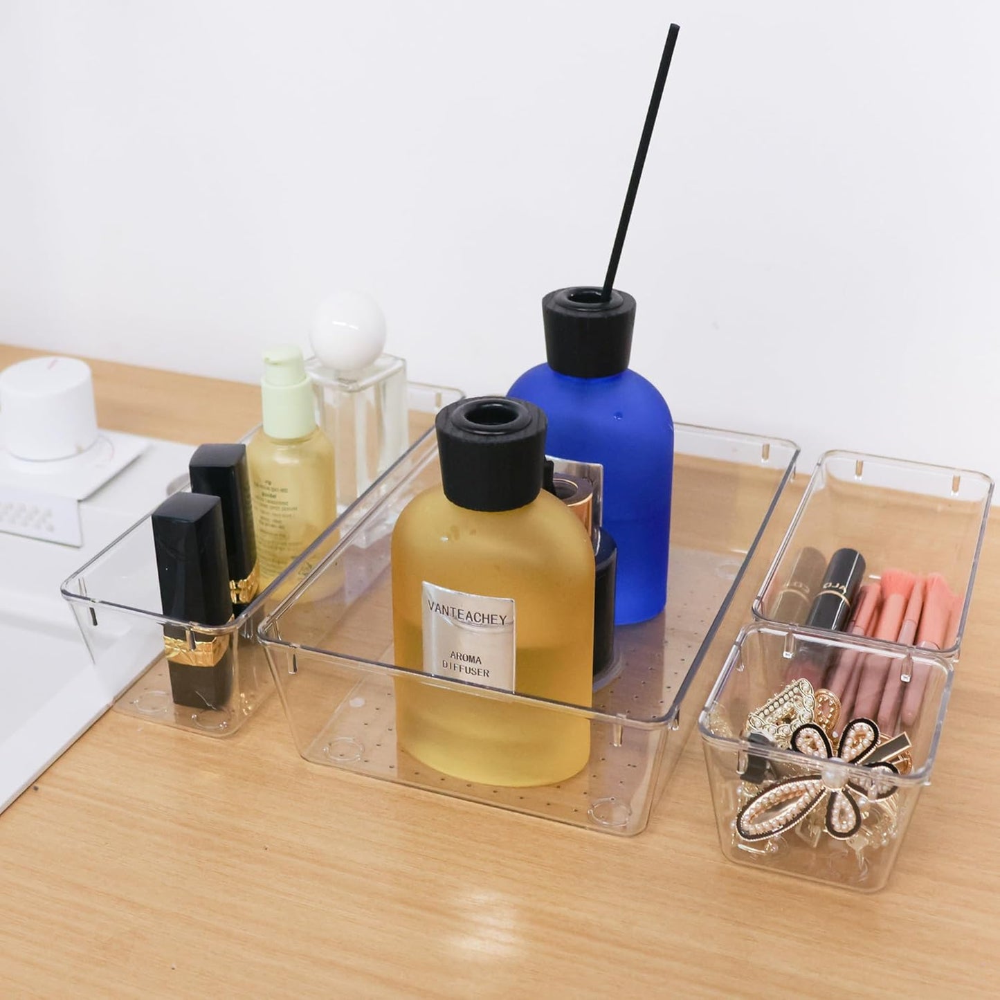 Drawer Organizer with Non-Slip Silicone Pads Set of 15,Clear Plastic Vanity Organizer Storage Bins Containers,4 Size Desk Organizer Tray