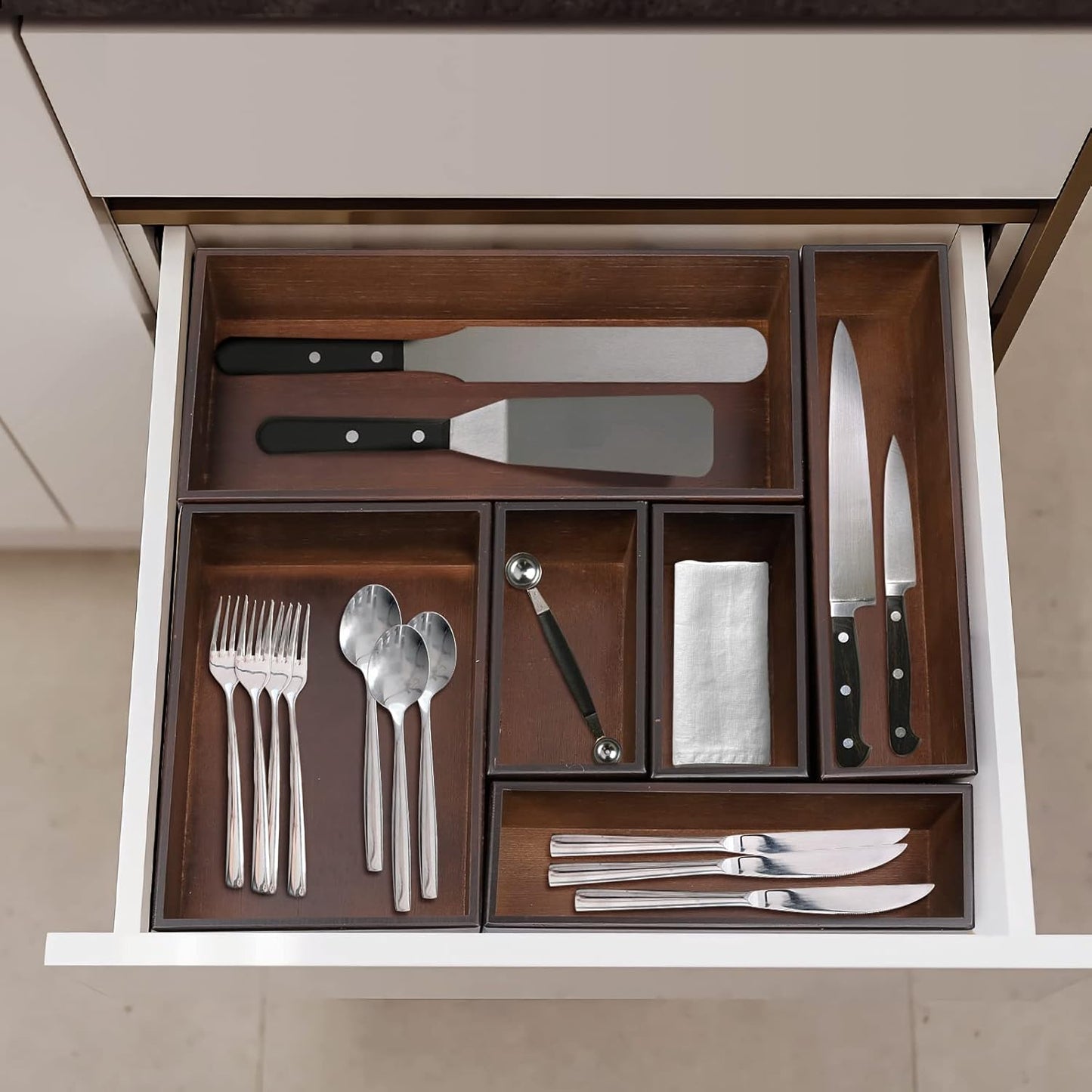 PRATIQUE Bamboo Drawer Organizer - Kitchen Utensil Organizer Silverware Tray Cutlery Holder，Office Desk Supplies and Accessories (8.9x5.9x2.6 inch)