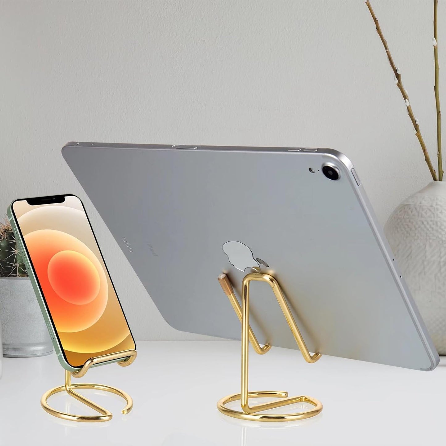 ROPOSY Cell Phone Stand for Desk, Cute Metal Gold Cell Phone Stand Holder Desk Accessories, Compatible with All Mobile Phones, iPhone, iPad