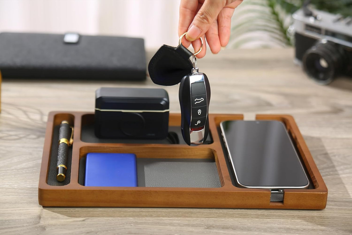 Shinpuru Wooden Valet Tray for Men, Nightstand Organizer with Leather Inlay, EDC Essentials Catchall Tray for Keys, Phone, Wallet, Watch, Earbuds - Bedside Desk Entryway Tray (Wood)