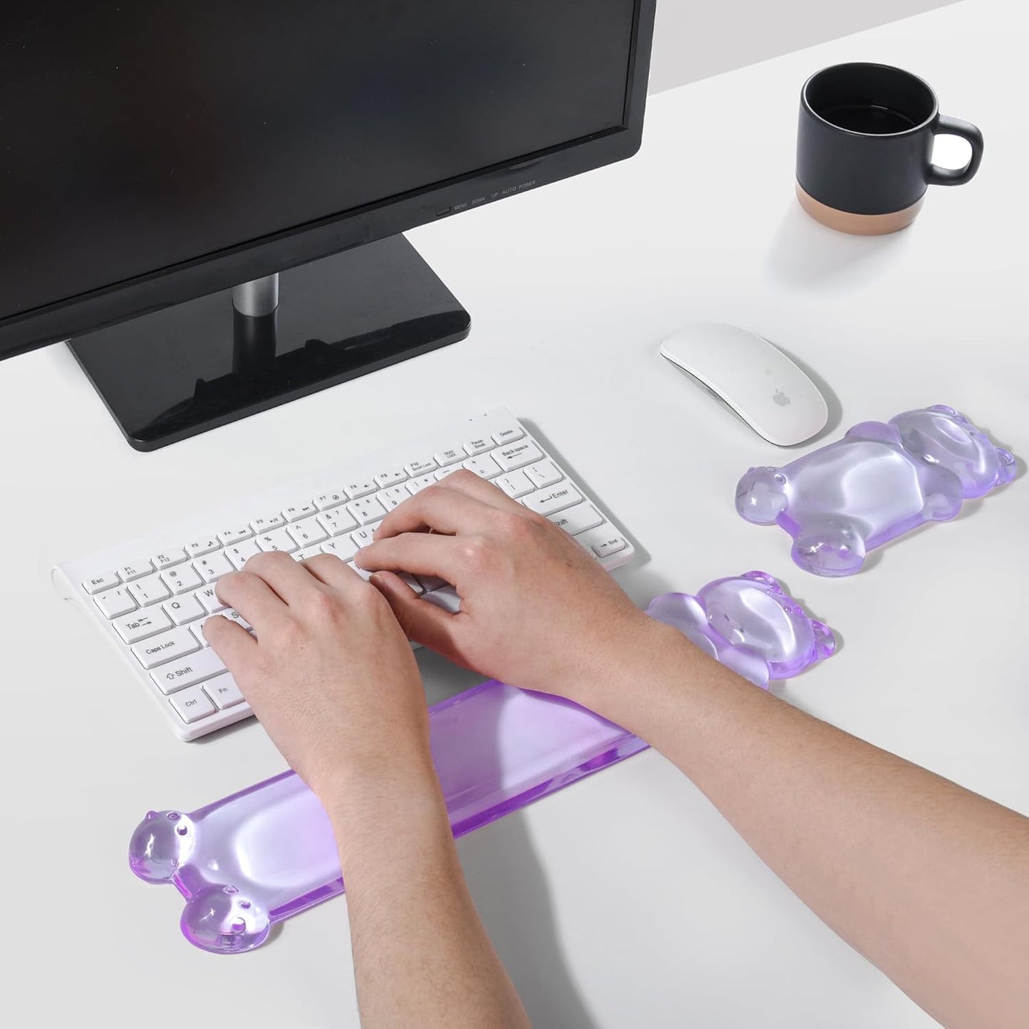 Gel Keyboard and Mouse Wrist Rest Set – Clear Wrist Rest for Computer Keyboard 60%/68%/75%, Comfort & Support for Typing and Gaming(Cute Pink Bear)