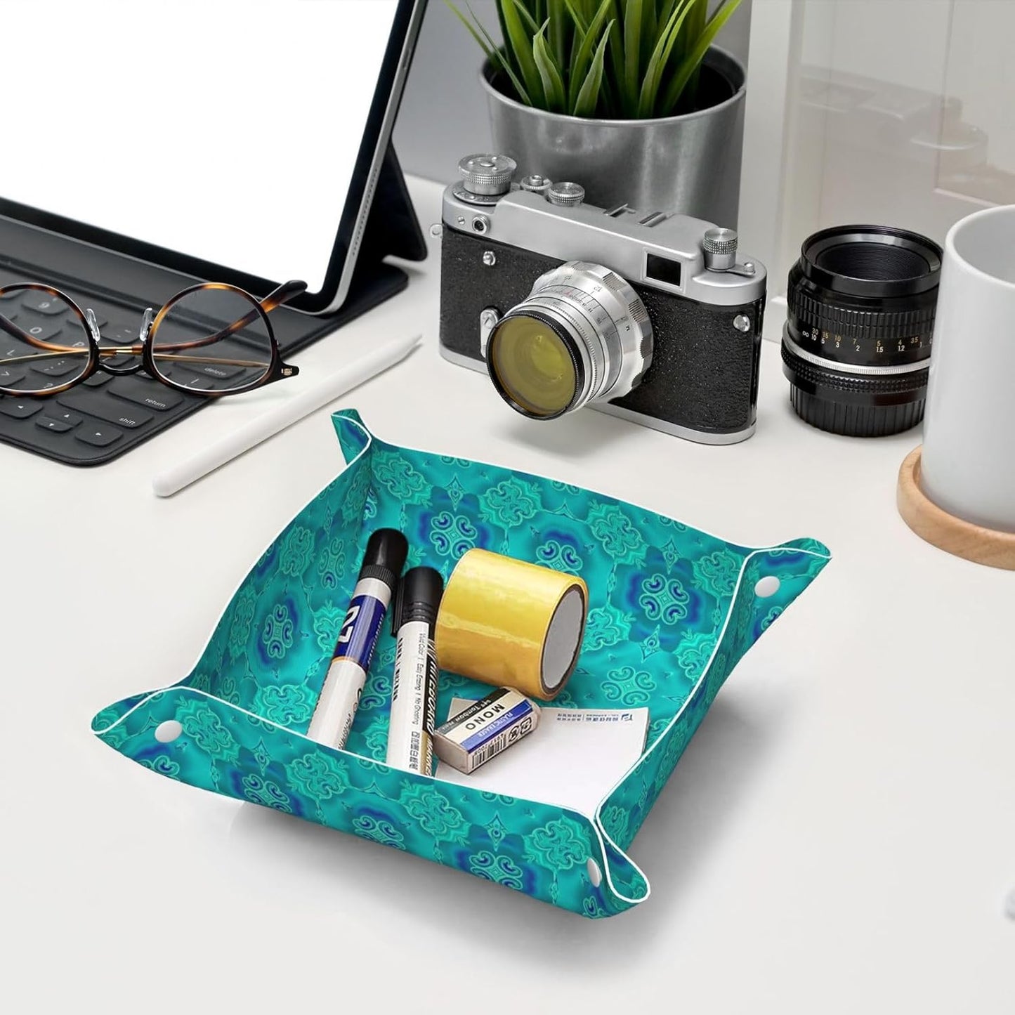 Leather Valet Tray Portable Desk Organizers for Keys Wallet Watch (Pink Rose Cactus Flamingo)
