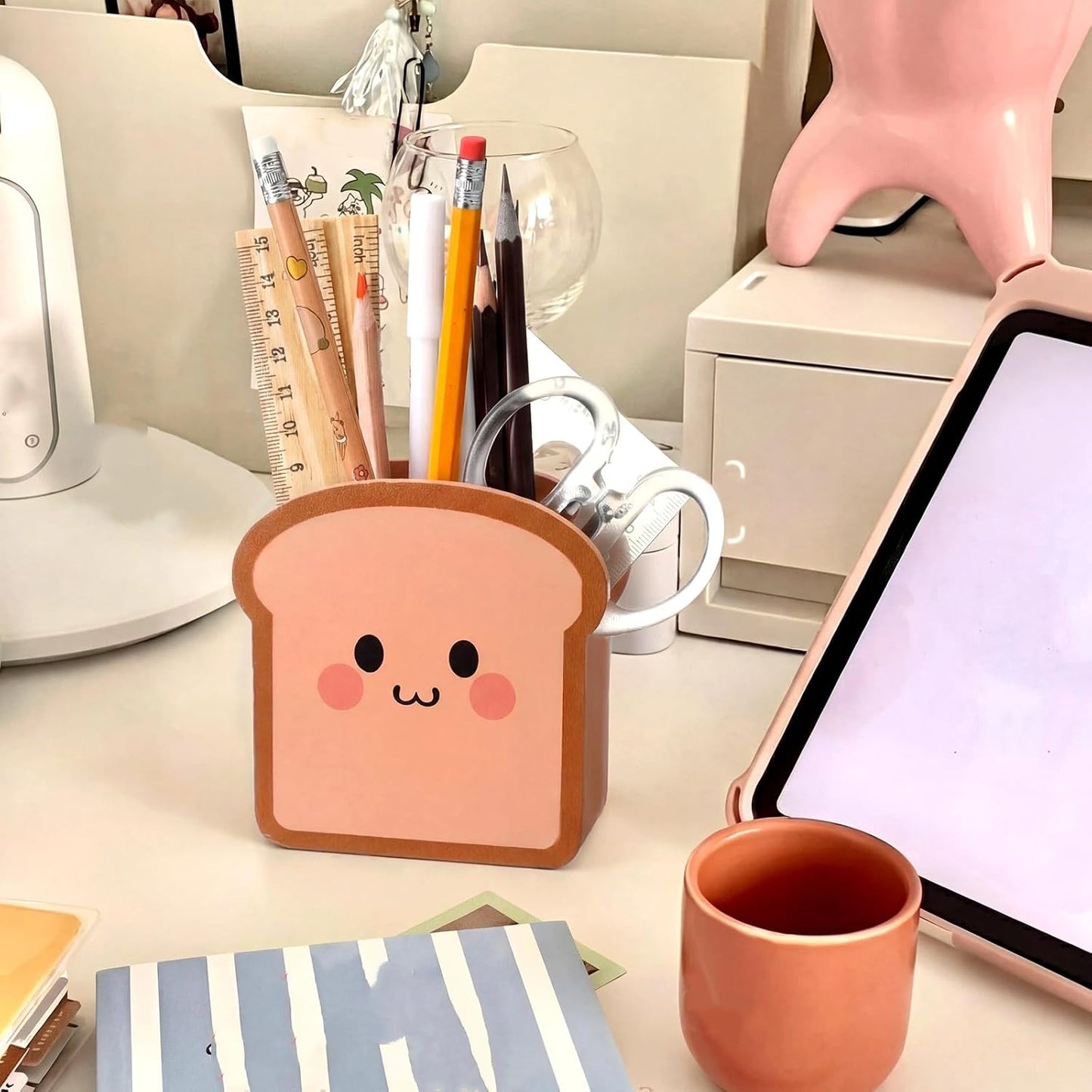 Tenceur Pink Pen Holder for Desk Large Capacity Pink Bow Pencil Holder Coquette School Supplies Set Desk Organizer Cute Bow Office Decor Makeup Brush Holders Funny Back to School Gift for Women