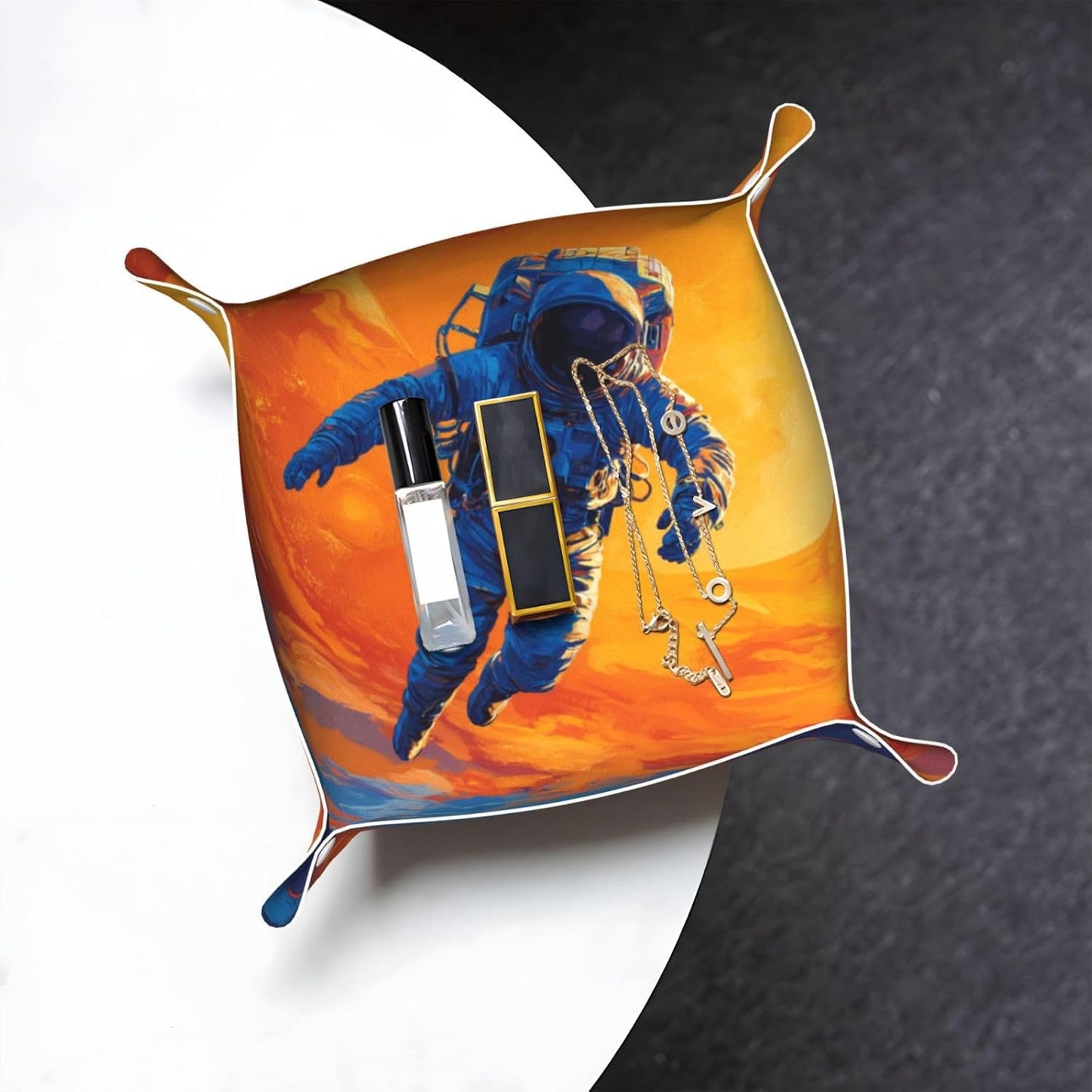 Astronaut In The Space Valet Tray Leather Portable Tray Desktop Storage Organizer Bedside For Men Women Jewelry Keys Coin Candy Sundries