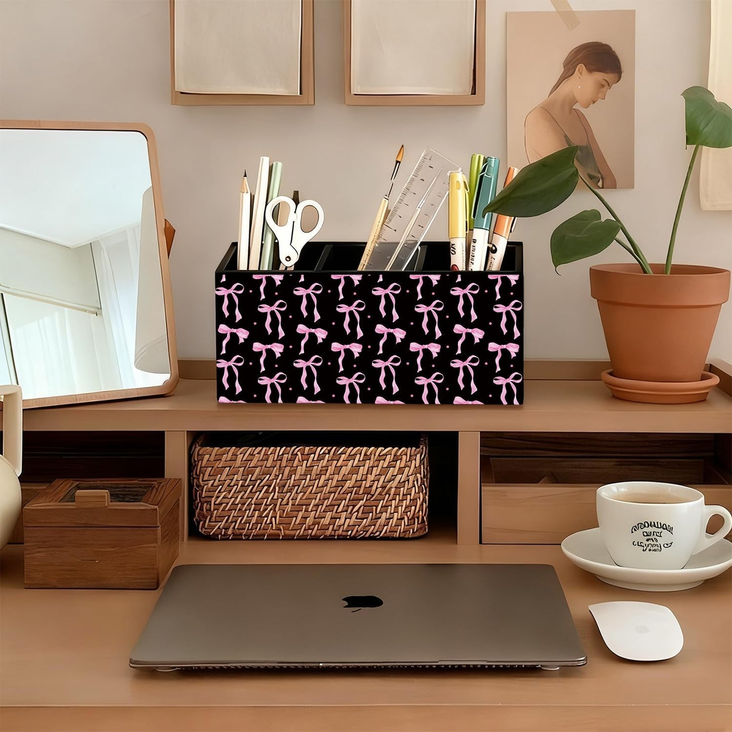 Purple Coquette Bow Pen Pencil Holder for Desk, Girly Office Decor, Preppy Purple Bow Aesthetic Wooden Box Sign Decorations for Girly Room Bedroom Dorm Office Desk Tabletop