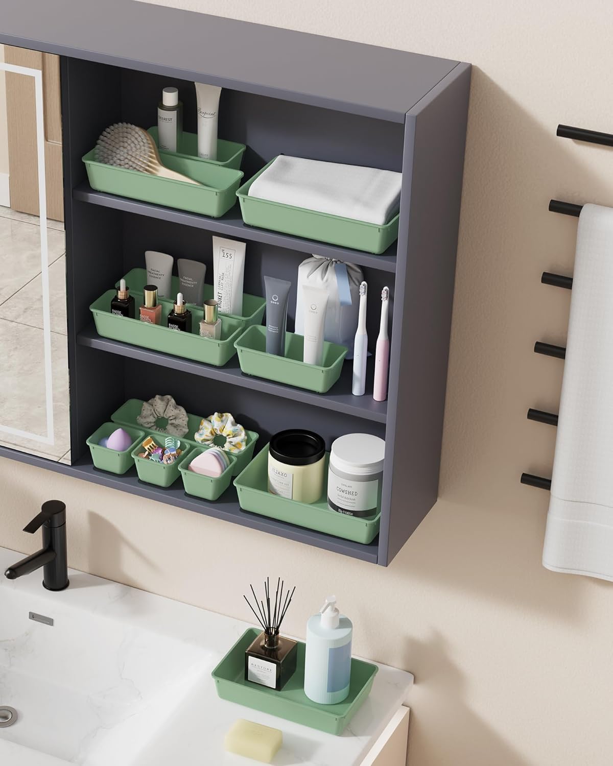 BiuLeon 25 PCS Plastic Drawer Organizers Set, 4-Sizes Vanity and Makeup Organizer, Desk and bathroom Drawer Organizer Trays, Organizers and Storage for Makeup, Jewelry, Gadgets, Utensils (Pink)