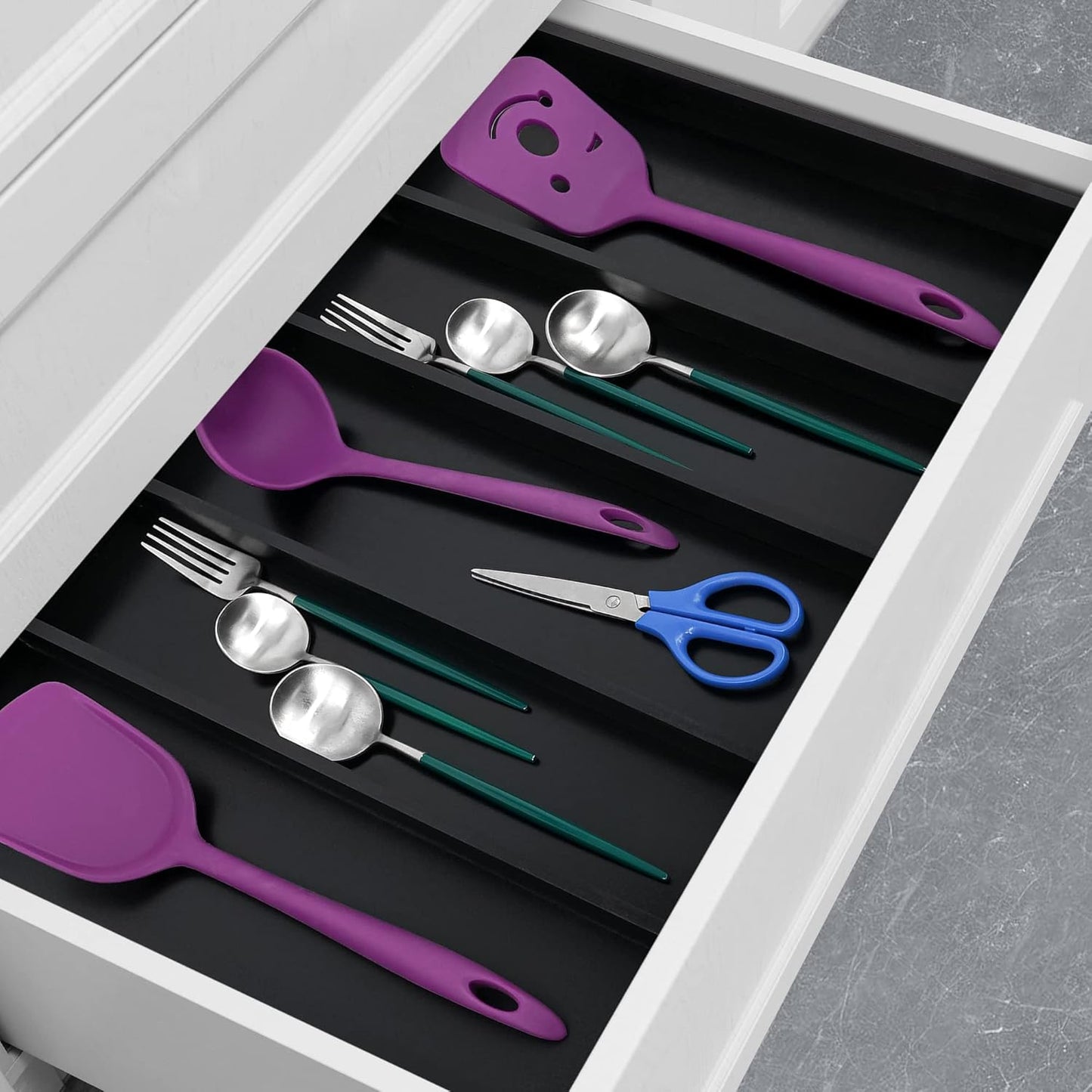 Utoplike Bamboo Expandable Kitchen Drawer Organizer, Adjustable Utensil Holder and Cutlery Tray Organiser, Drawer Divider for Silverware, Flatware, Knives in Kitchen, Bedroom, Living Room, 5 Slot
