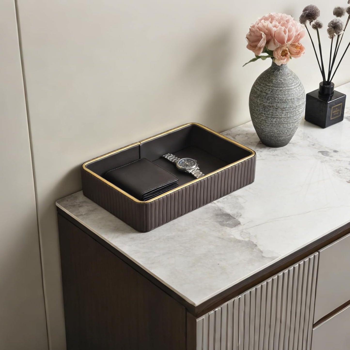 PU Leather Valet Tray,Desk Organizer Tray Nightstand Organizer Trinket Dish Storage Key Bowl Decorative Trays for Phone Wallet Jewelry Watch,Bathroom Bedroom Perfume Vanity Trays,Cream White