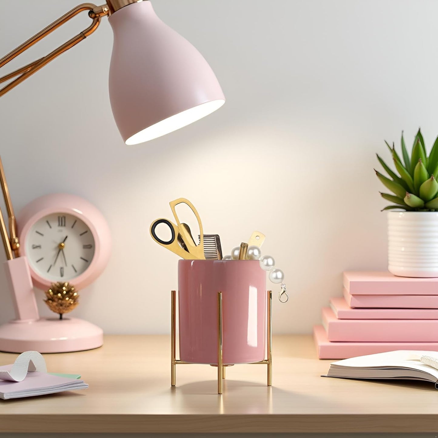 Sturdy Pen Holder Simple and elegant for Desk Matte Pencil Holder Ceramic Cute Desktop Organizer Brush Holder Cup (Black and Gold Plated)