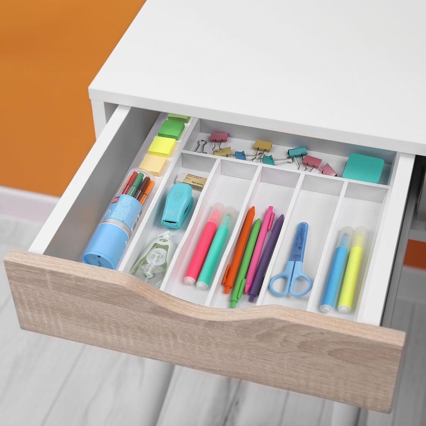 Expandable Bamboo Kitchen Drawer Organizer for Cutlery and Utensils, Adjustable Bamboo Wood Cutlery Tray in Drawer for Flatware and Silverware in Kitchen, (Natural)