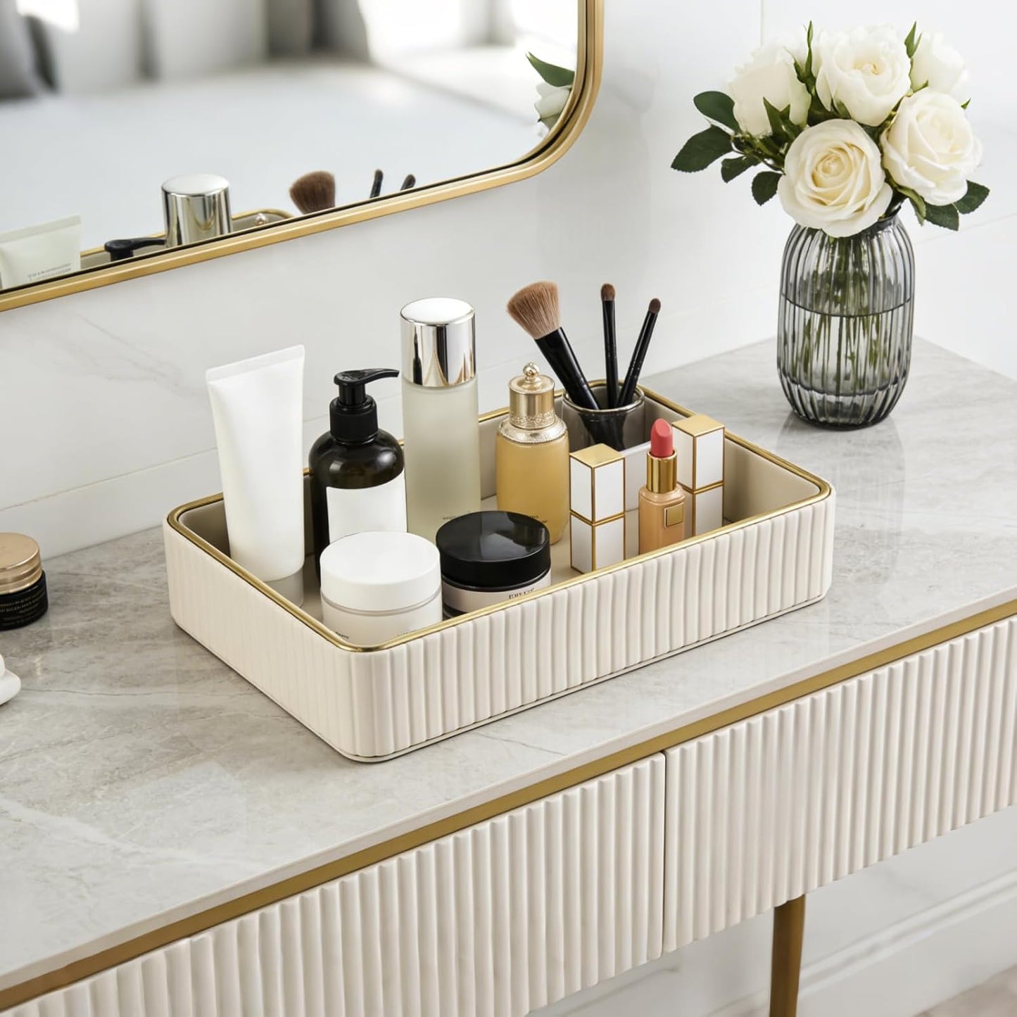 PU Leather Valet Tray,Desk Organizer Tray Nightstand Organizer Trinket Dish Storage Key Bowl Decorative Trays for Phone Wallet Jewelry Watch,Bathroom Bedroom Perfume Vanity Trays,Cream White