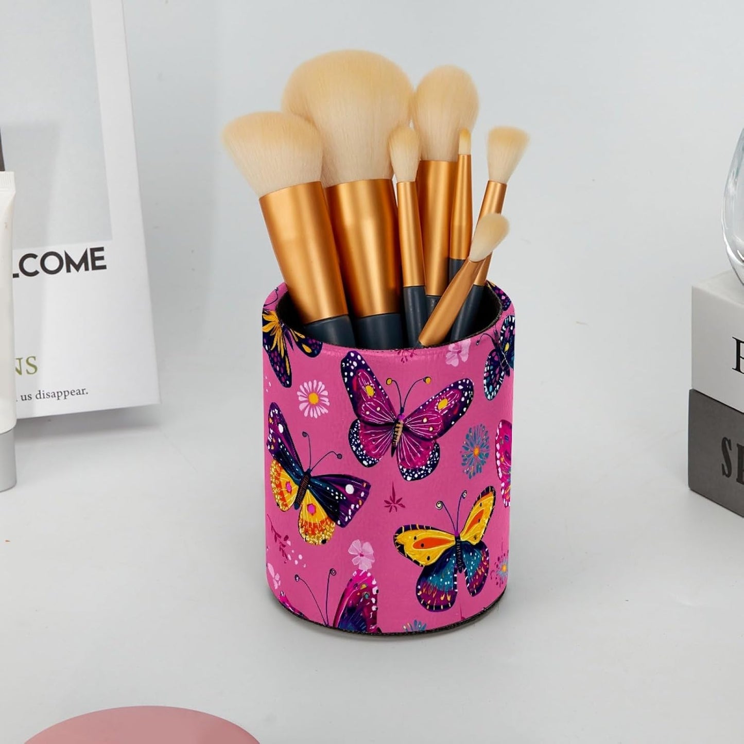 Leather Pen Holder for Desk, Love Cherry Pencil Organizer Pencil Cup Desk Decor Makeup Brush Holder Multifunctional Office Supplies for Home,Office, School