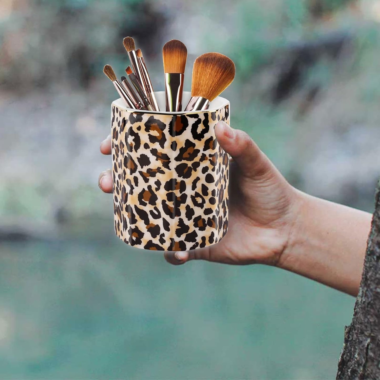 Jwest Pen Holder, Makeup Brush Holder Ceramic Shiny Gold Leopard Cheetah Pattern Animal Pencil Cup for Girls Women Durable Stand Desk Organizer Storage Gift for Office, Classroom, Home Light Brown