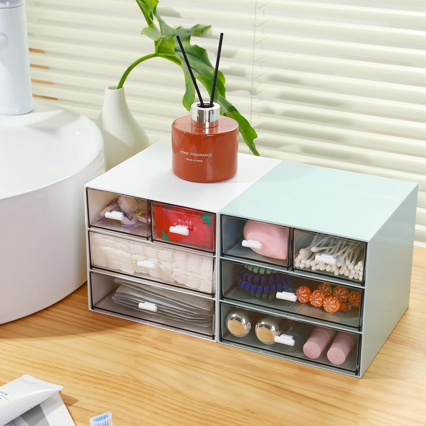 MILULUGO Makeup Organizer with 4 Drawers, Desk Organizer, Cosmetics Storage Box for nail polish, Lipstick, Brushes, Jewelry, Skincare, Bathroom Organization Boxes - White
