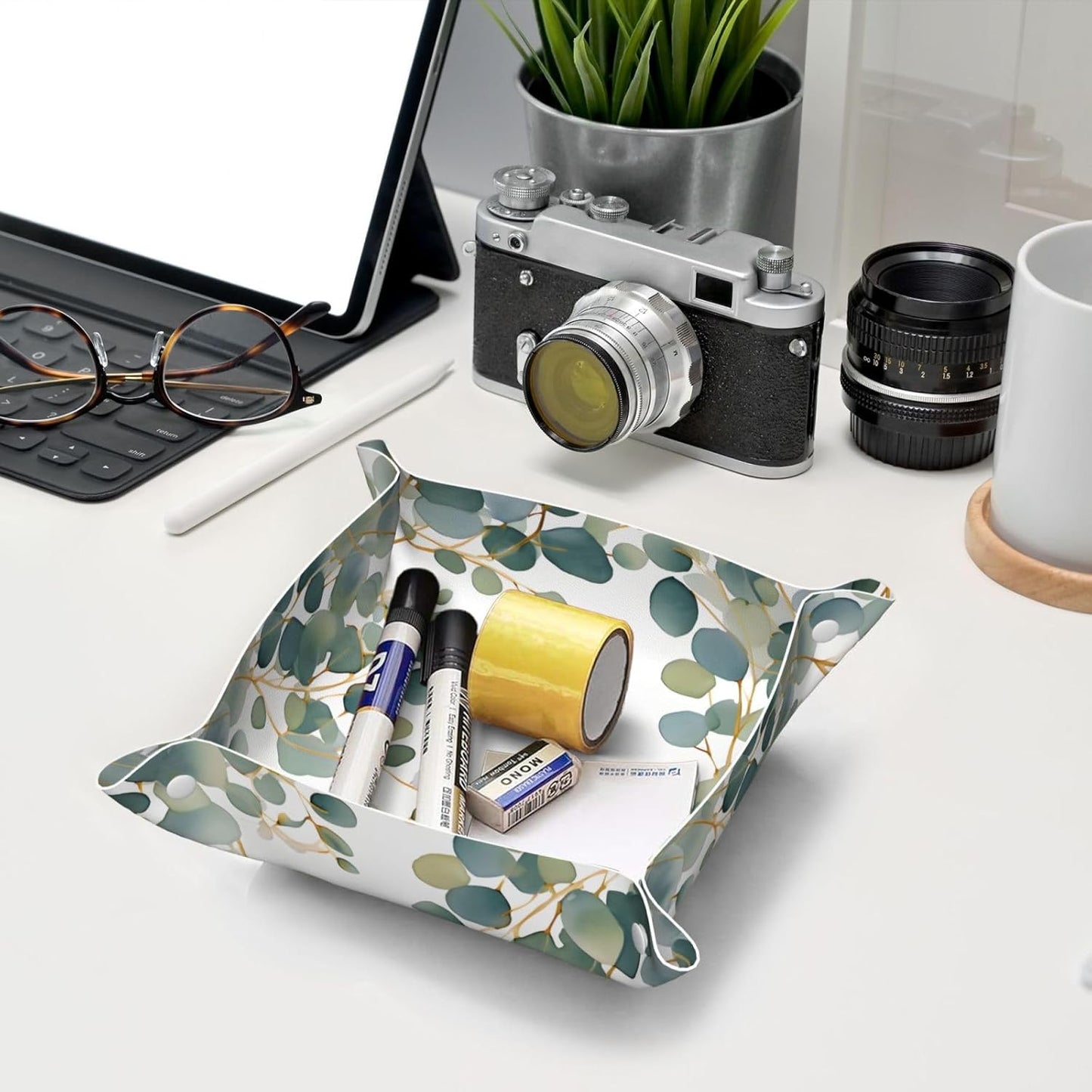 Valet Tray Catchall Trays Green Leaves Key Organizer Leather Tray Night Stand Organizer Bedside Vanity Trays Decor for Entryway Table