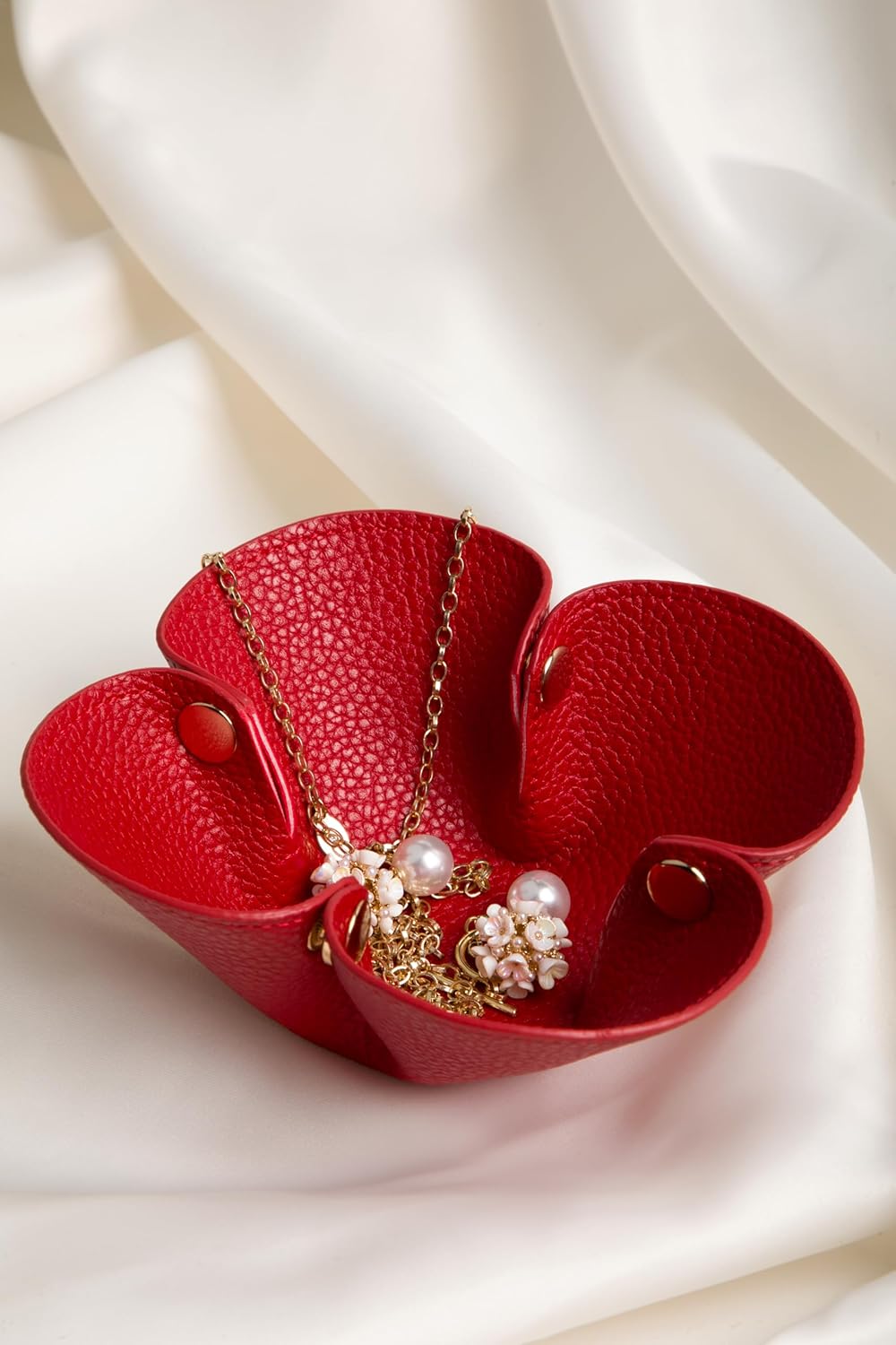 Cute Flower Shaped Leather Valet Tray,Premium Catchall Tray, Jewelry Tray 5.5'' Folding Portable Travel Oganizer,Decorative Desk Organizer For Key,Wallet,Watch,Coin,Jewelry (Baby Pink)