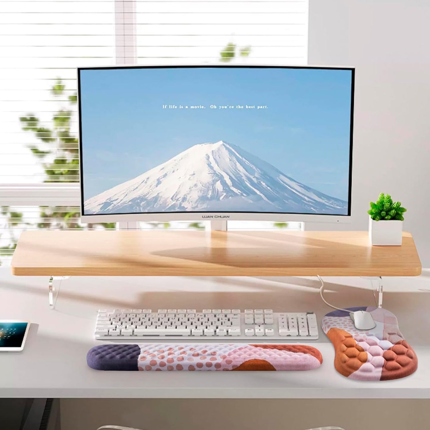 Mouse Pad Wrist Support, Laokiiy 2 in1 Keyboard Wrist Rest+ Ergonomic Mouse Pad, Non-Slip Wrist Rest for Computer Keyboard, Made Easy Typing & Relieve Wrist Pain（Banana Leaf Green）