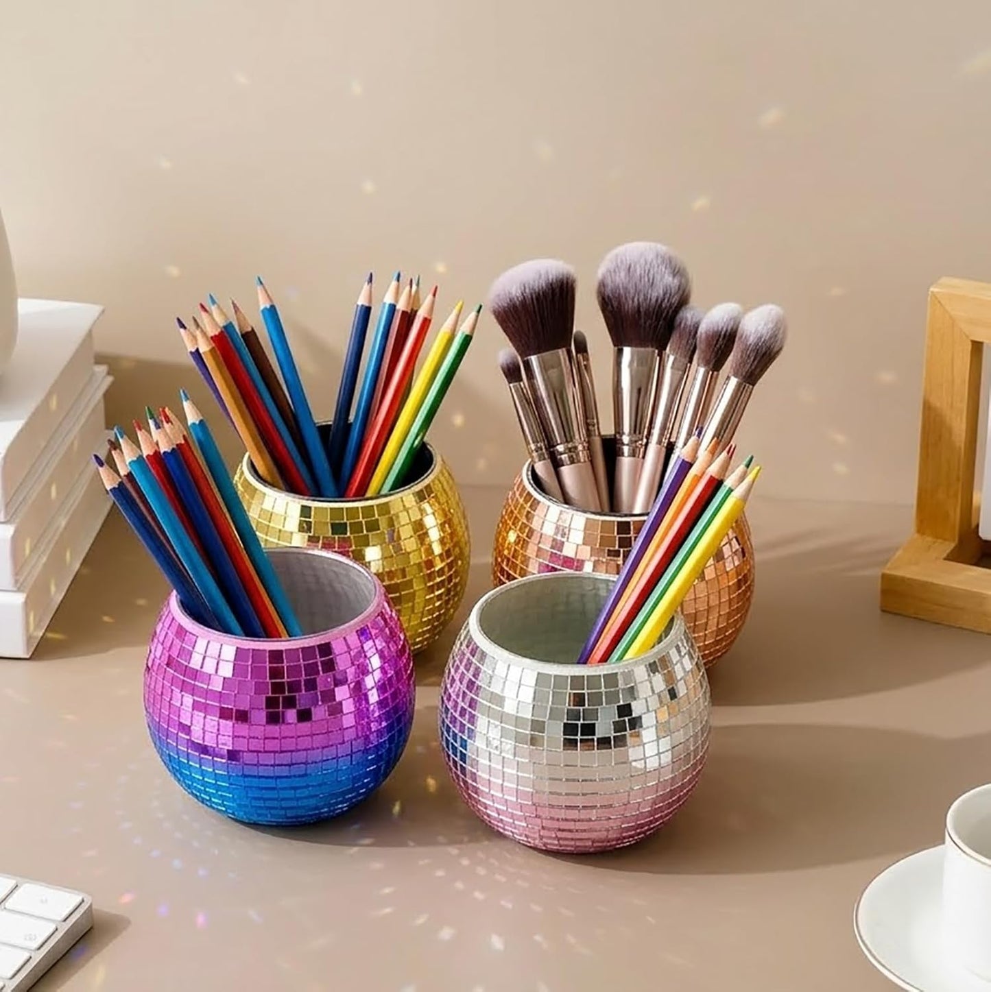Glass Disco Ball Pen Holder with Smooth Grouting - Premium Mirror Mosaic Pencil Cup for Desk, Cute Makeup Brush Holder, Aesthetic Room Decor Gift (Iridiscente)