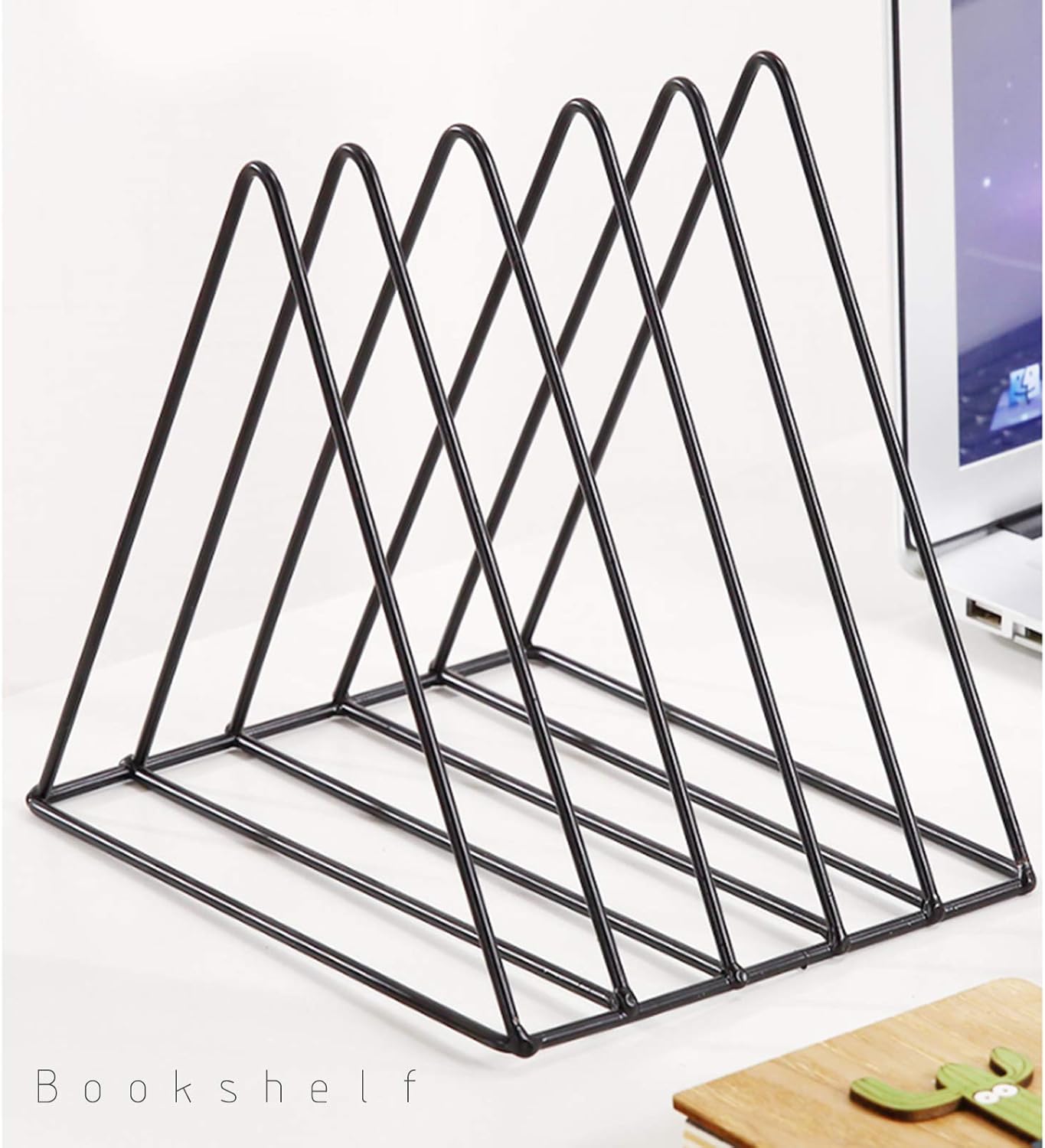 QPEY Triangle File Holder,5 Slot Metal Vinyl Record Stand Holder Magazine Newspaper Holder Photography Props for Office Home 1 Pc (Gold)