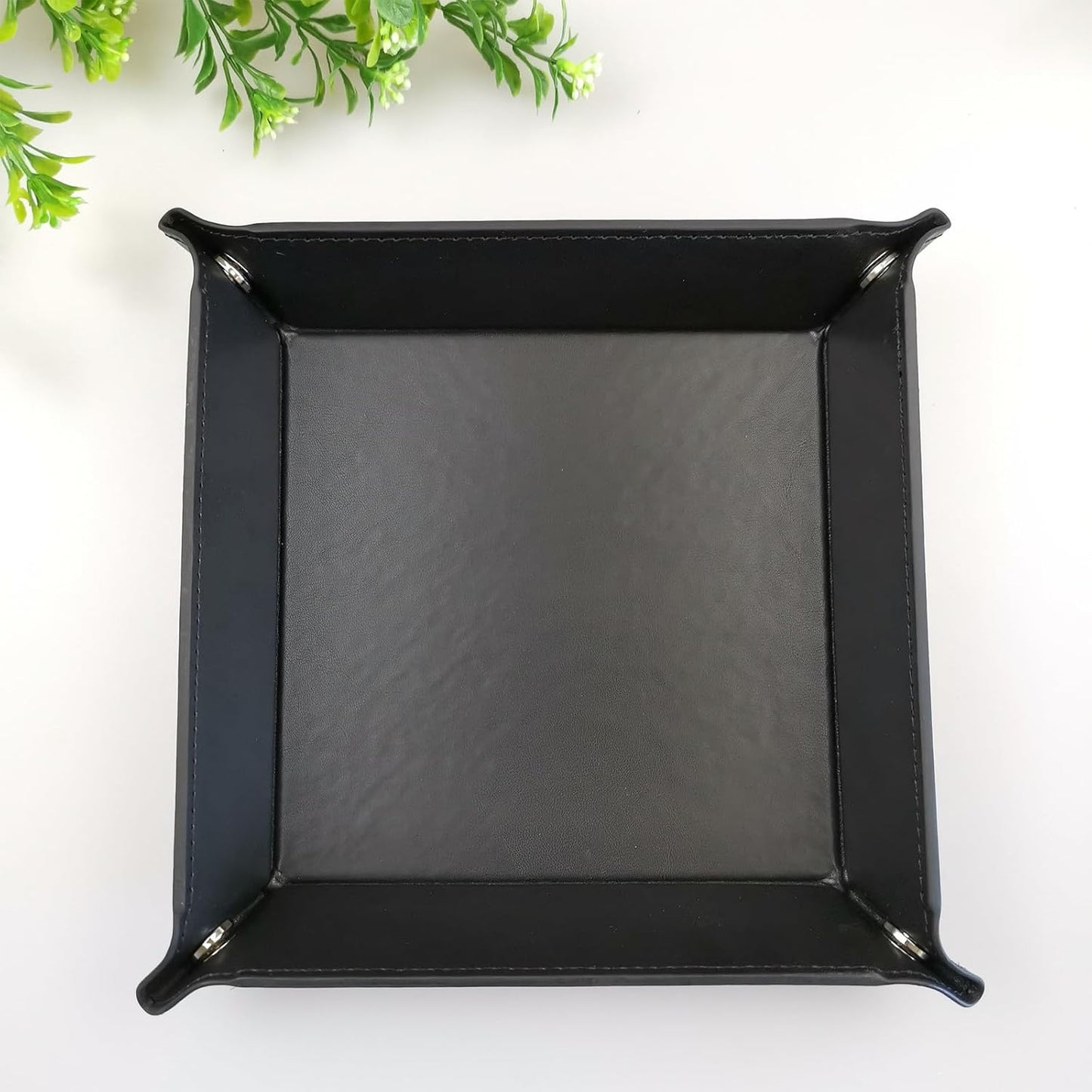siduater Valet Tray Desktop Storage Organizer, Vegan Leather Catchall Bedside Vanity Tray Nightstand Caddy Holder for Remote Controller, Watch, Keys, Phone, Wallet, Sunglasses, Jewelry - Map